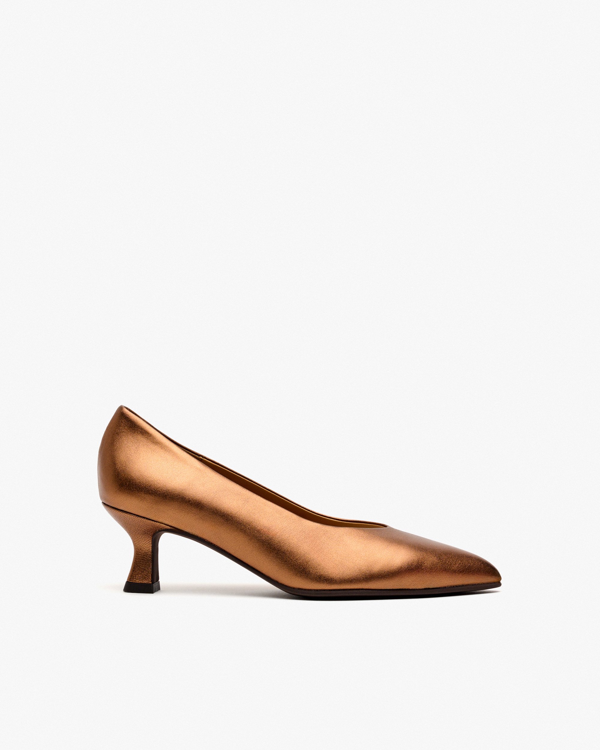 Metallic leather high heel pumps. PEDRO MIRALLES Golden