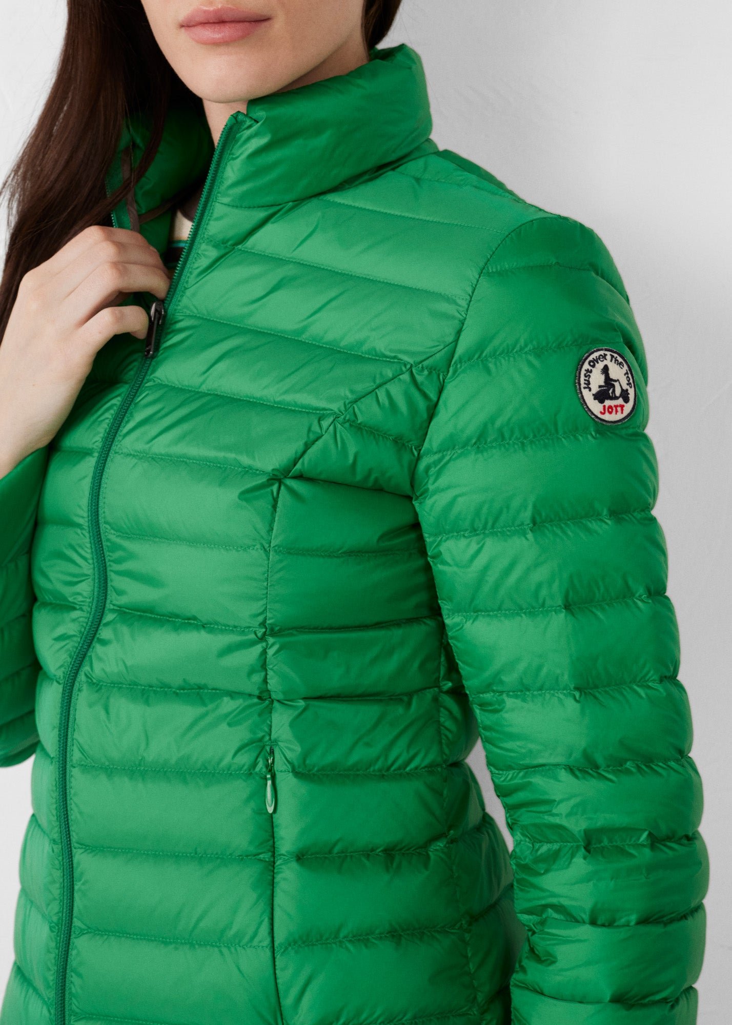Lightweight down jacket JOTT Green