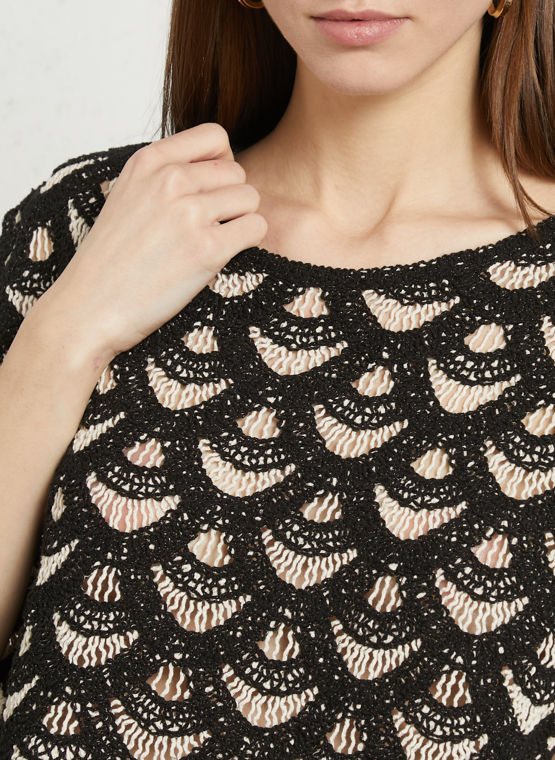 Top sans manches court en crochet THE KORNER Noir