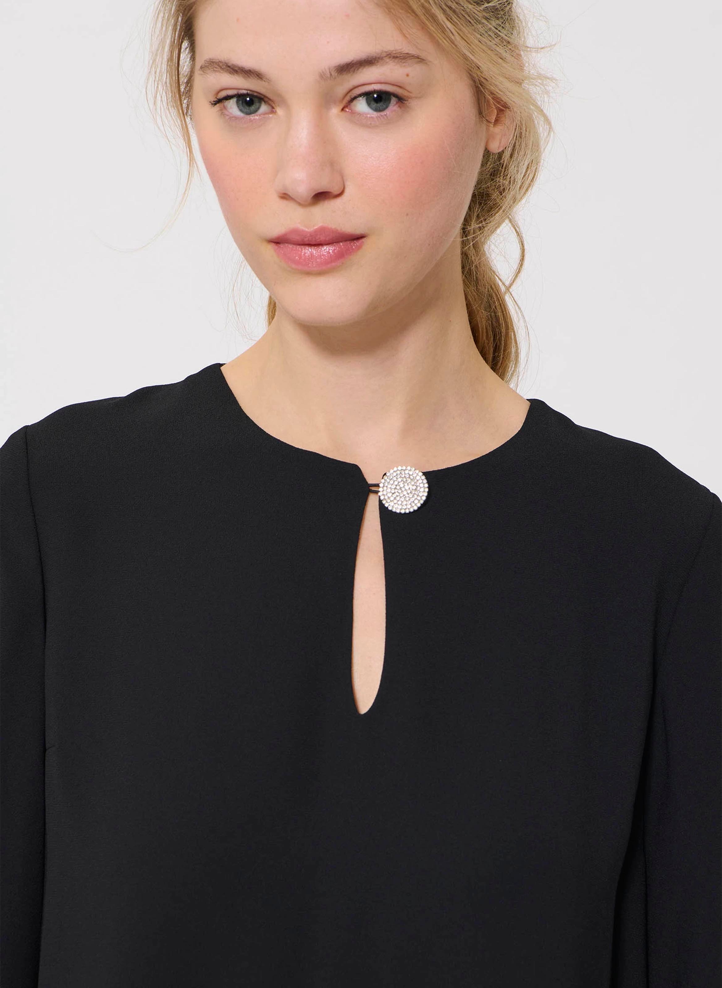 Abito corto scollo tondo TARA JARMON Nero