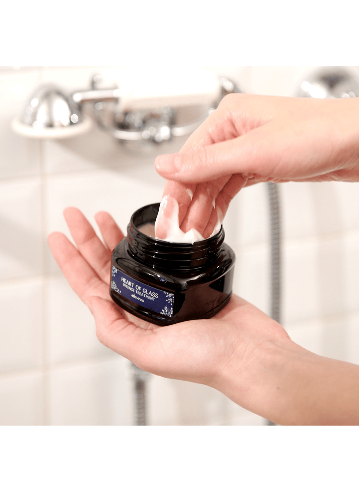 HEART OF GLASS Intense Treatment DAVINES No color