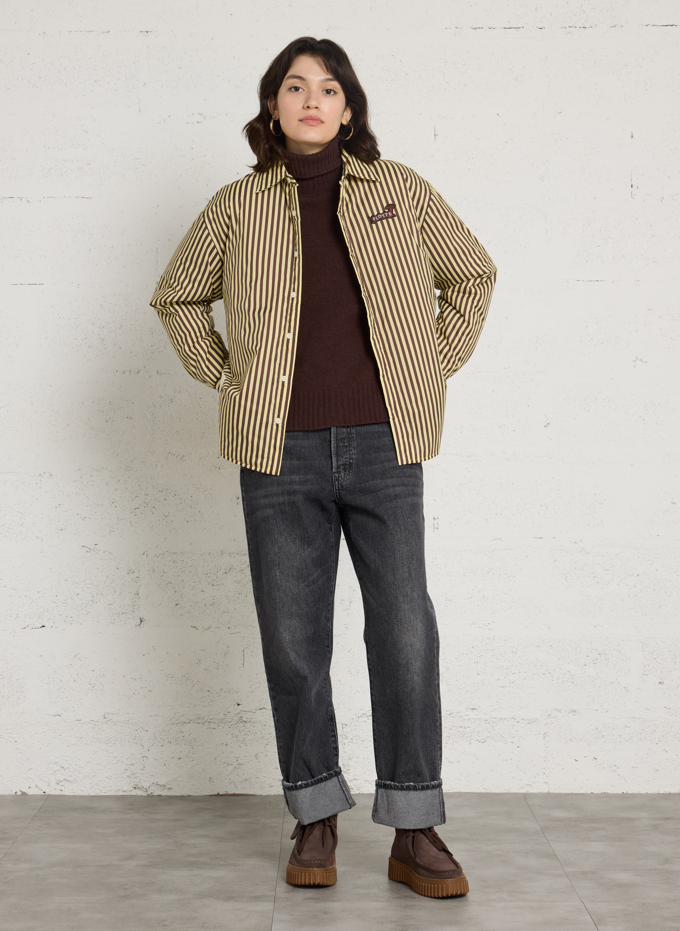Weiter Rollkragenpullover aus Wolle HOD PARIS Braun