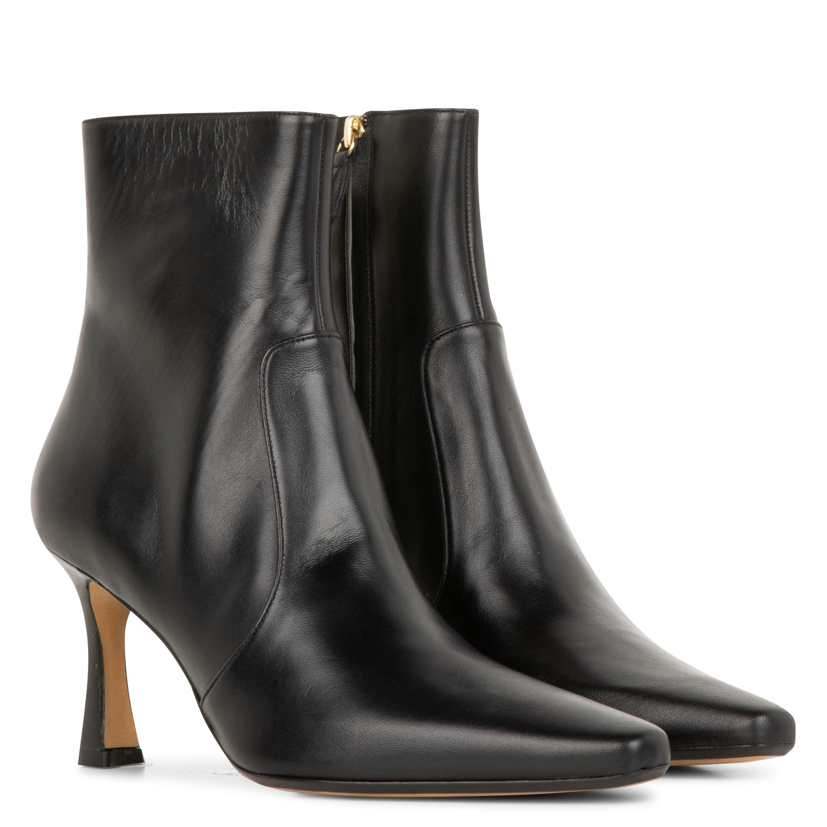 - 100% leather, - Round toes, - Inner zip fastening, - Heel height: 9 cm. RIVECOUR Black