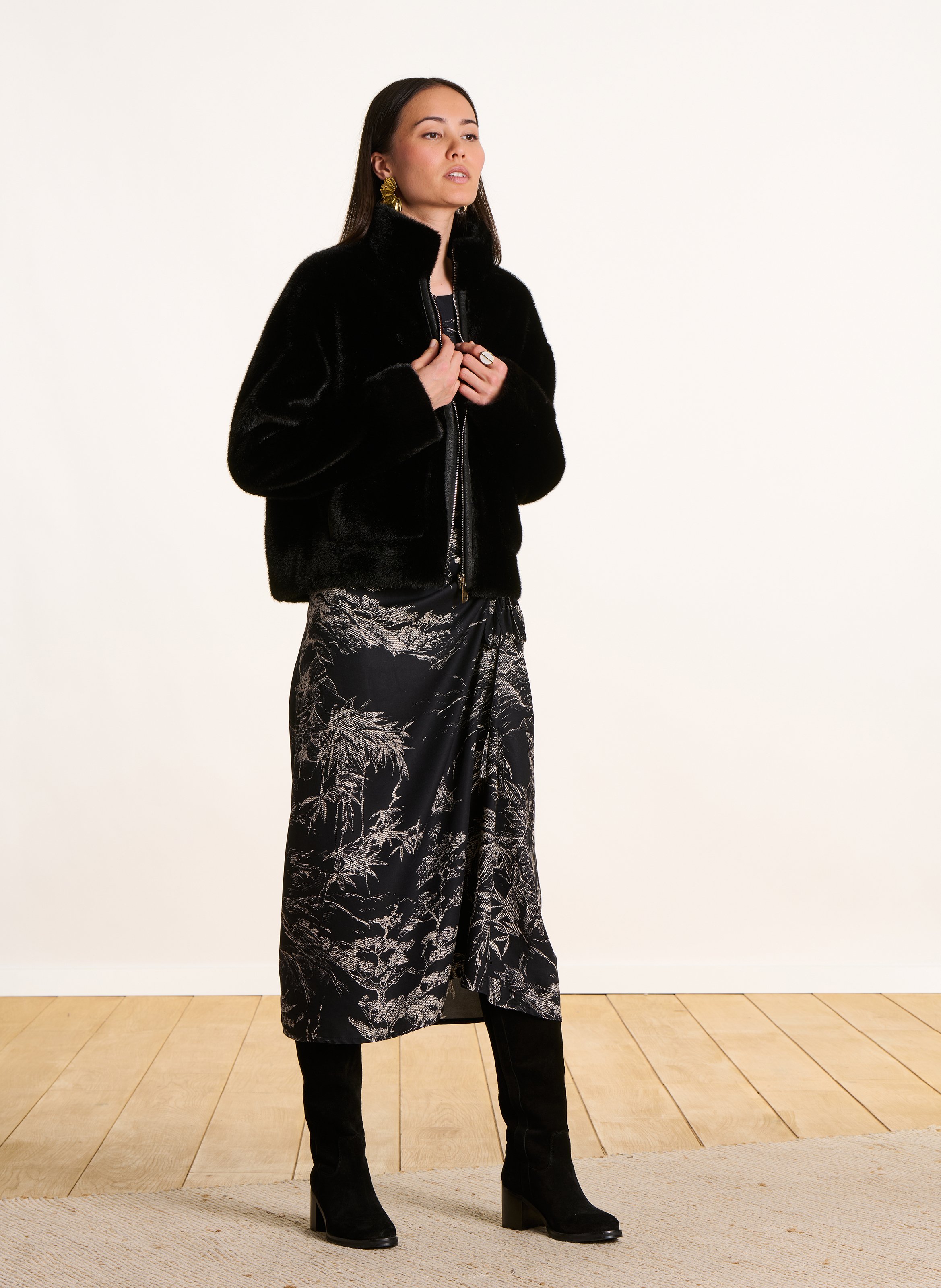 Round neck reversible jacket LA FEE MARABOUTEE Black