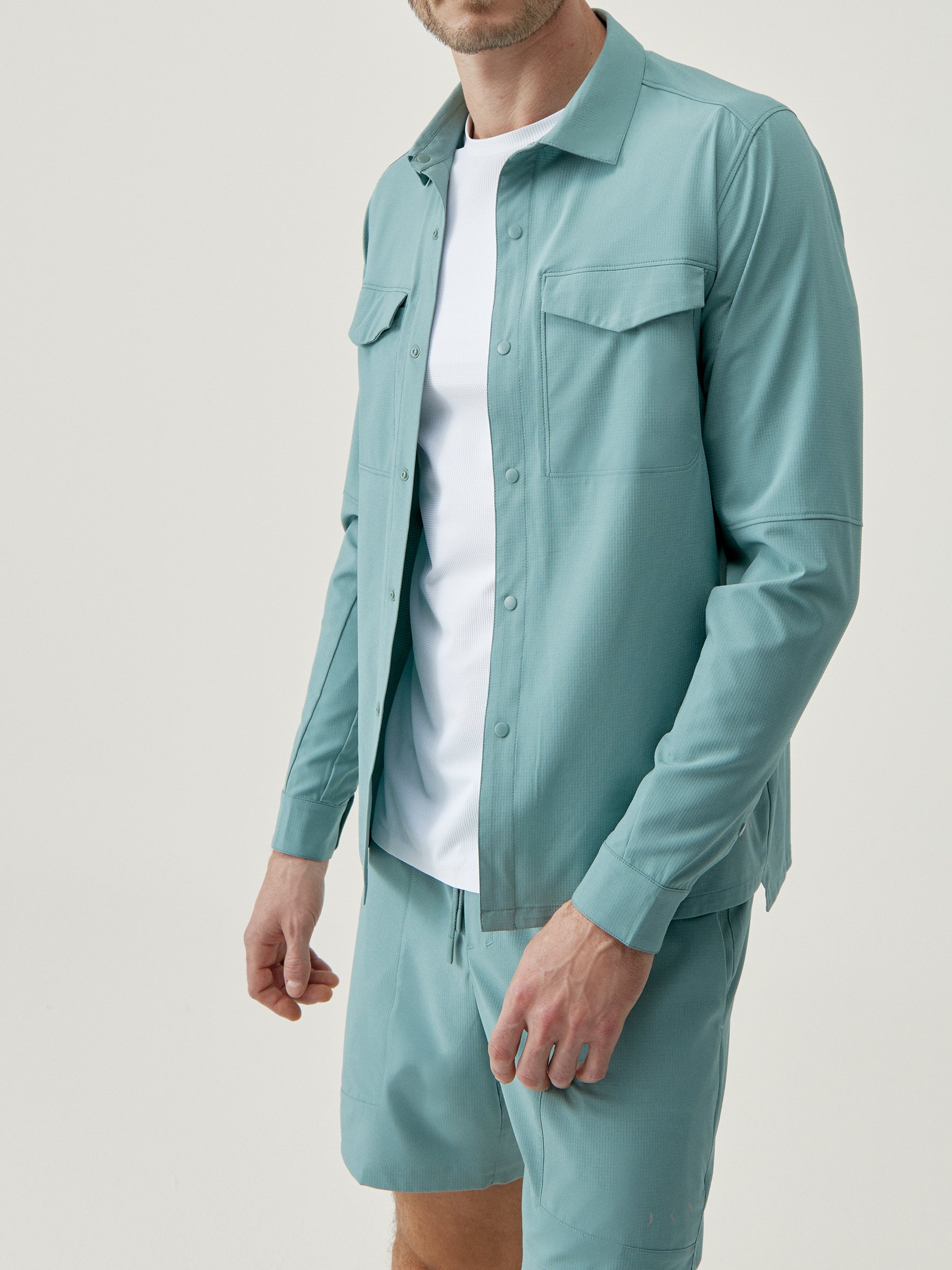 Long-sleeve performance sports t-shirt BORN LIVING YOGA Green