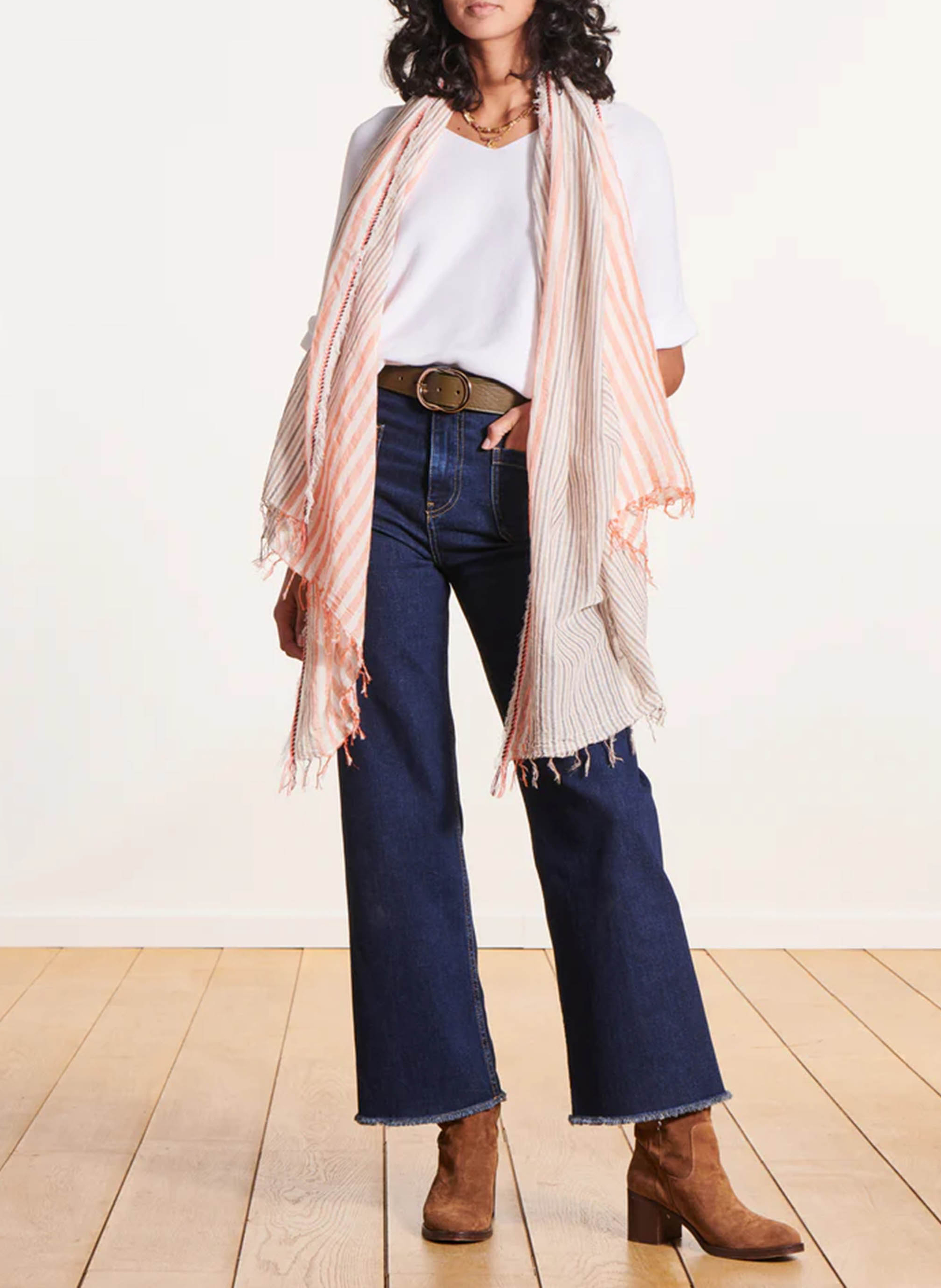 Top ample col V en maille LA FEE MARABOUTEE Blanc