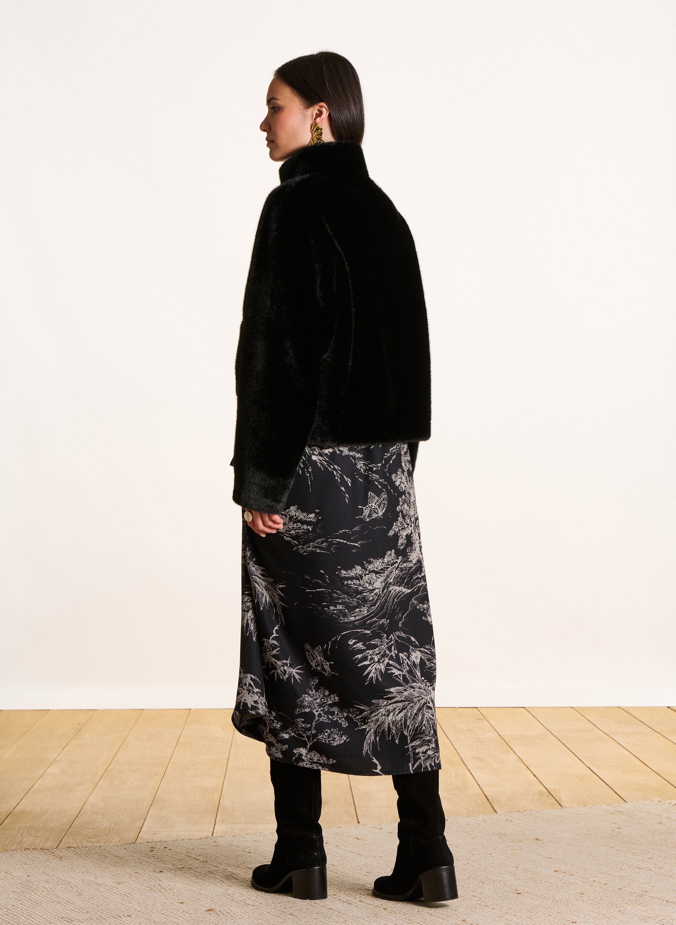 Round neck reversible jacket LA FEE MARABOUTEE Black