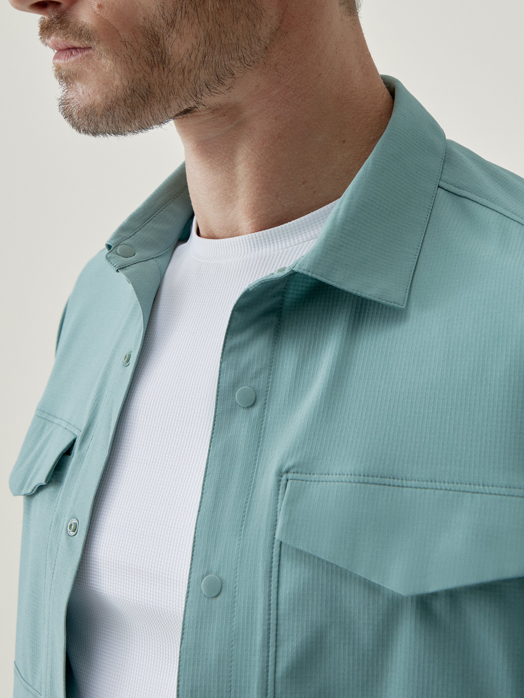 Long-sleeve performance sports t-shirt BORN LIVING YOGA Green