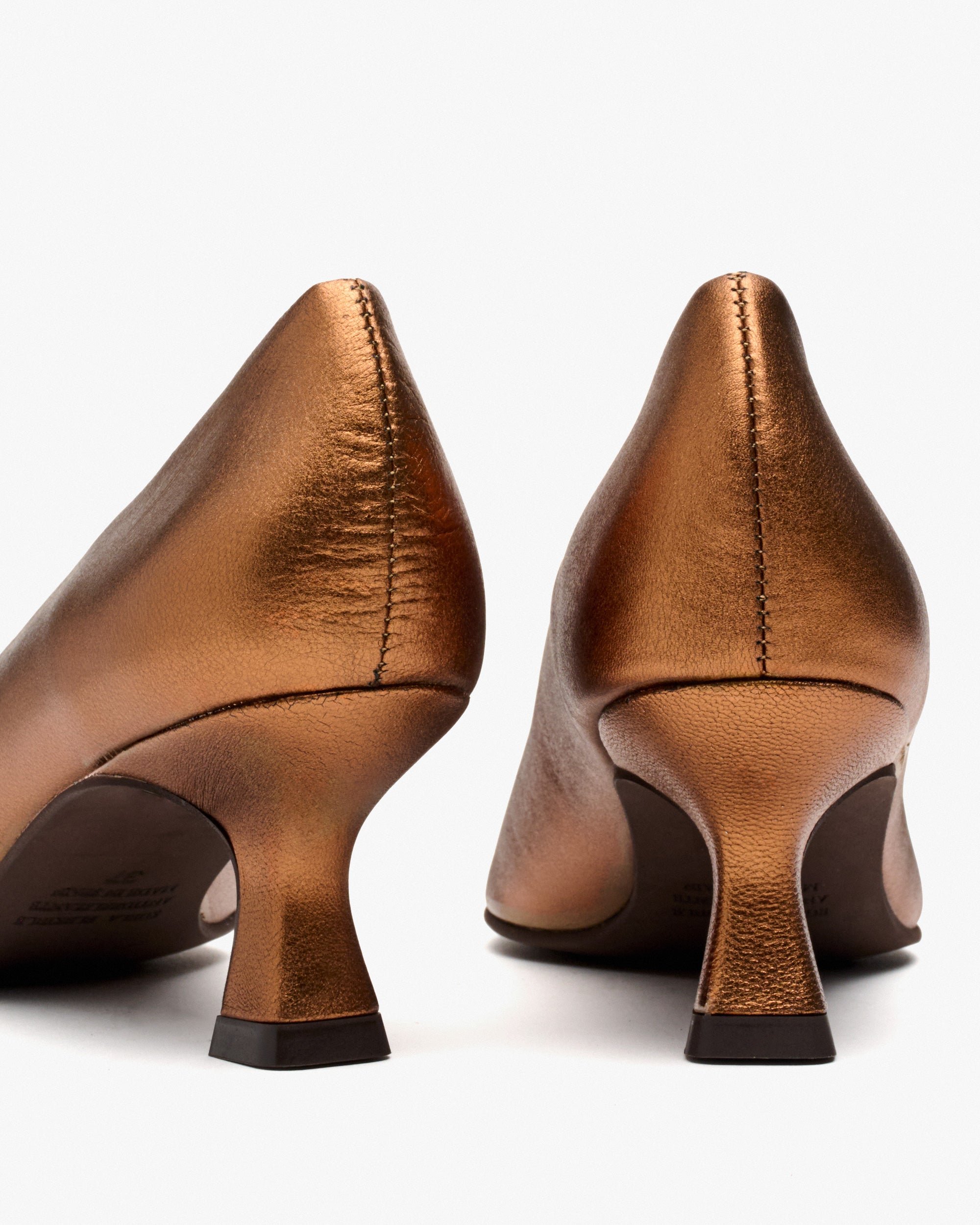Metallic leather high heel pumps. PEDRO MIRALLES Golden