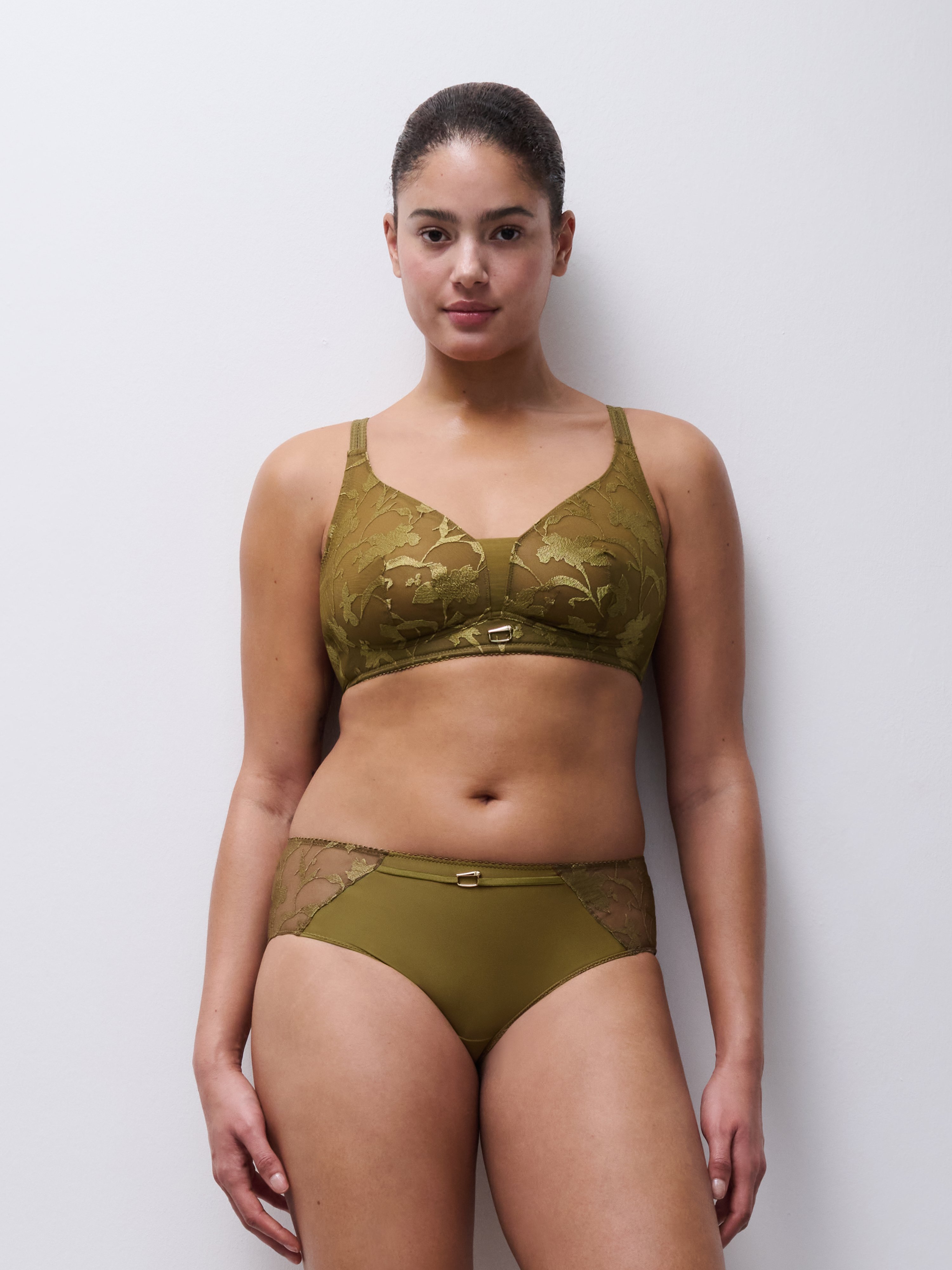 Non-wired bra with floral embroidery CHANTELLE Green