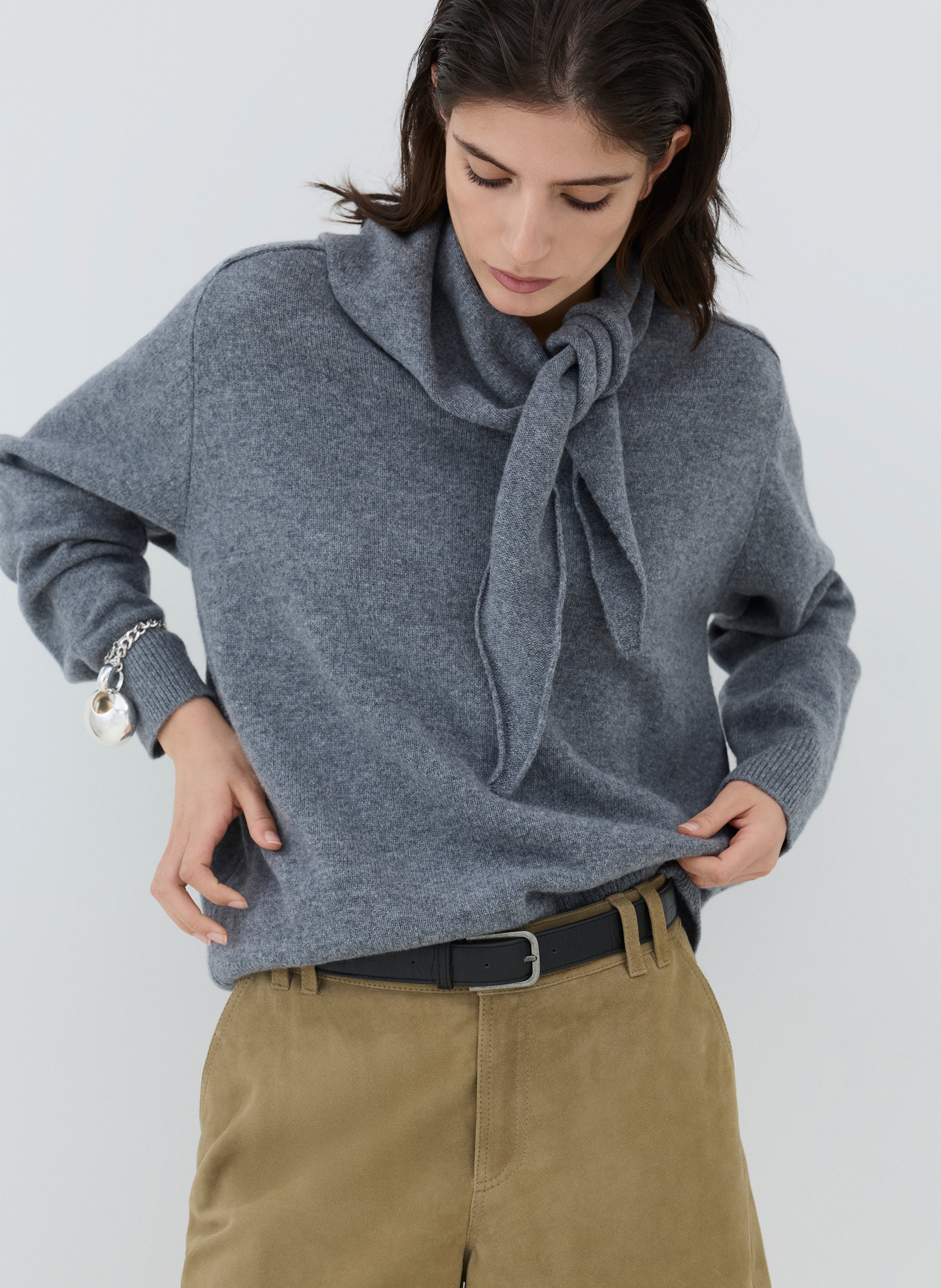Straight wool sweater with Lavallière collar ROUGE EDIT Grey