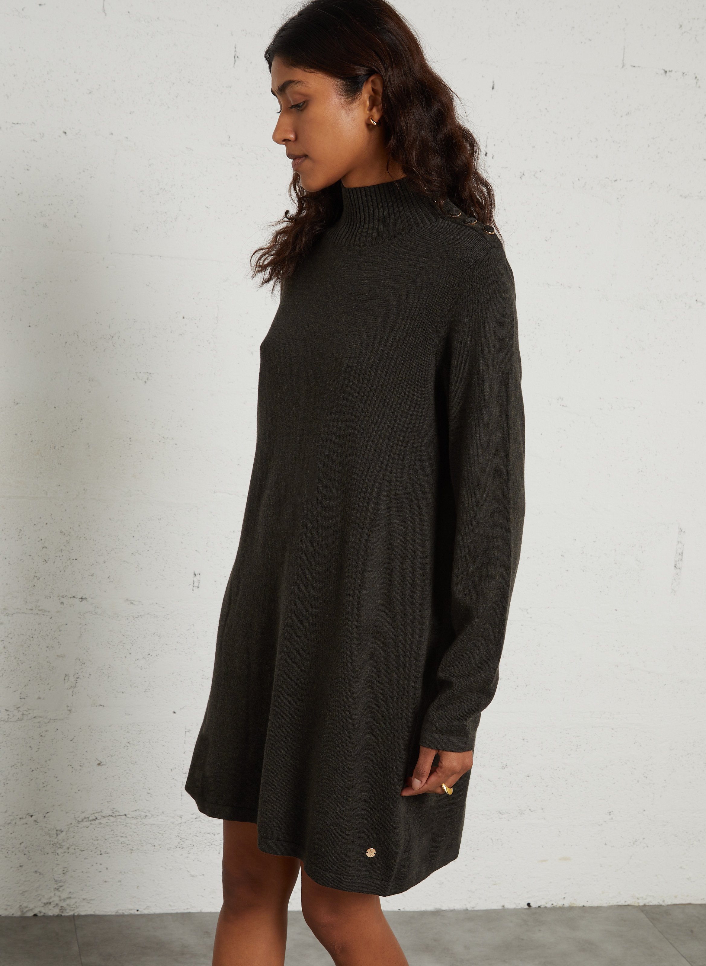 Robe courte pull col montant  LA PETITE ETOILE Kaki