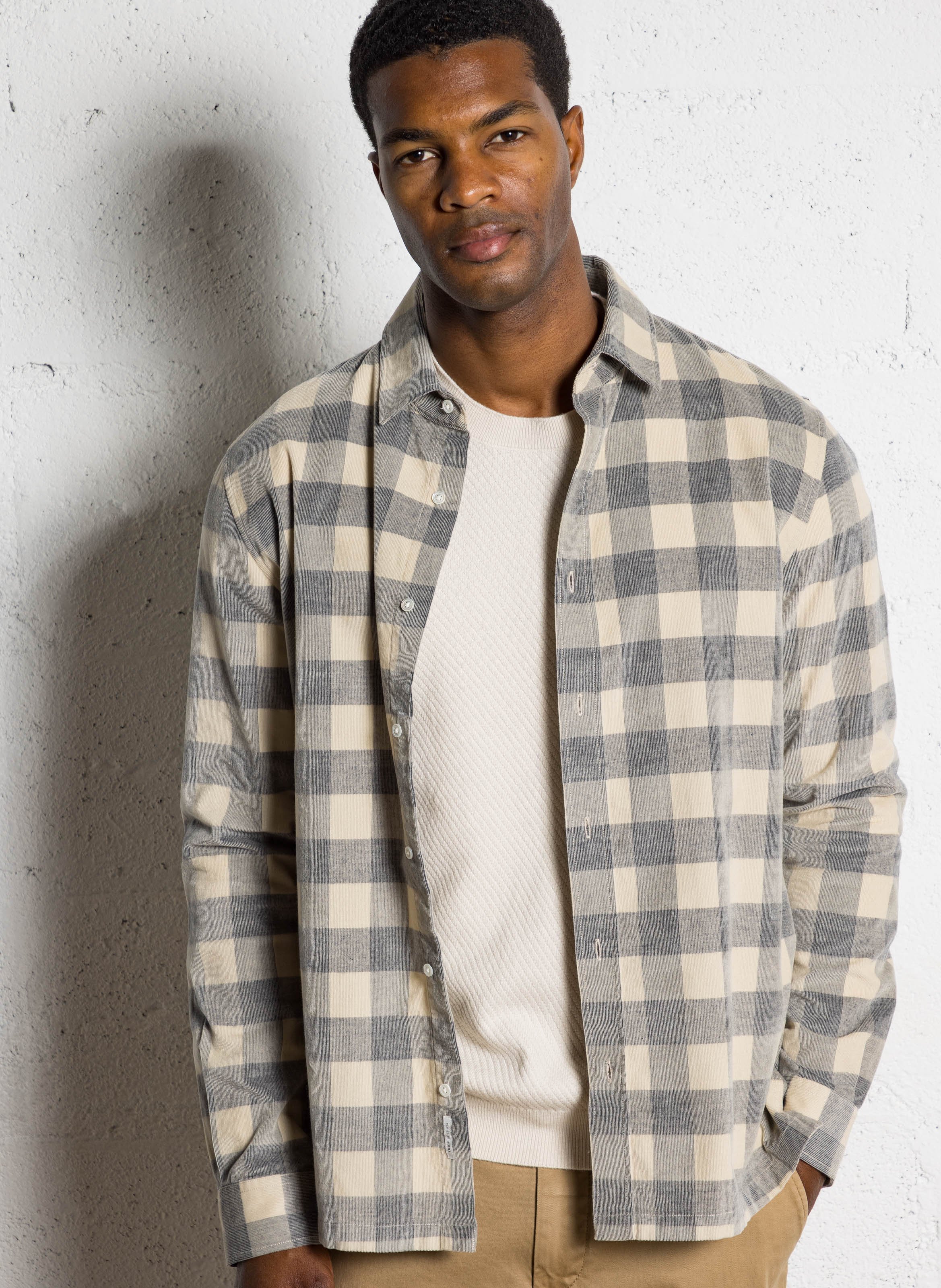 Gerade Velours-Bluse mit Karomuster IKKS Beige