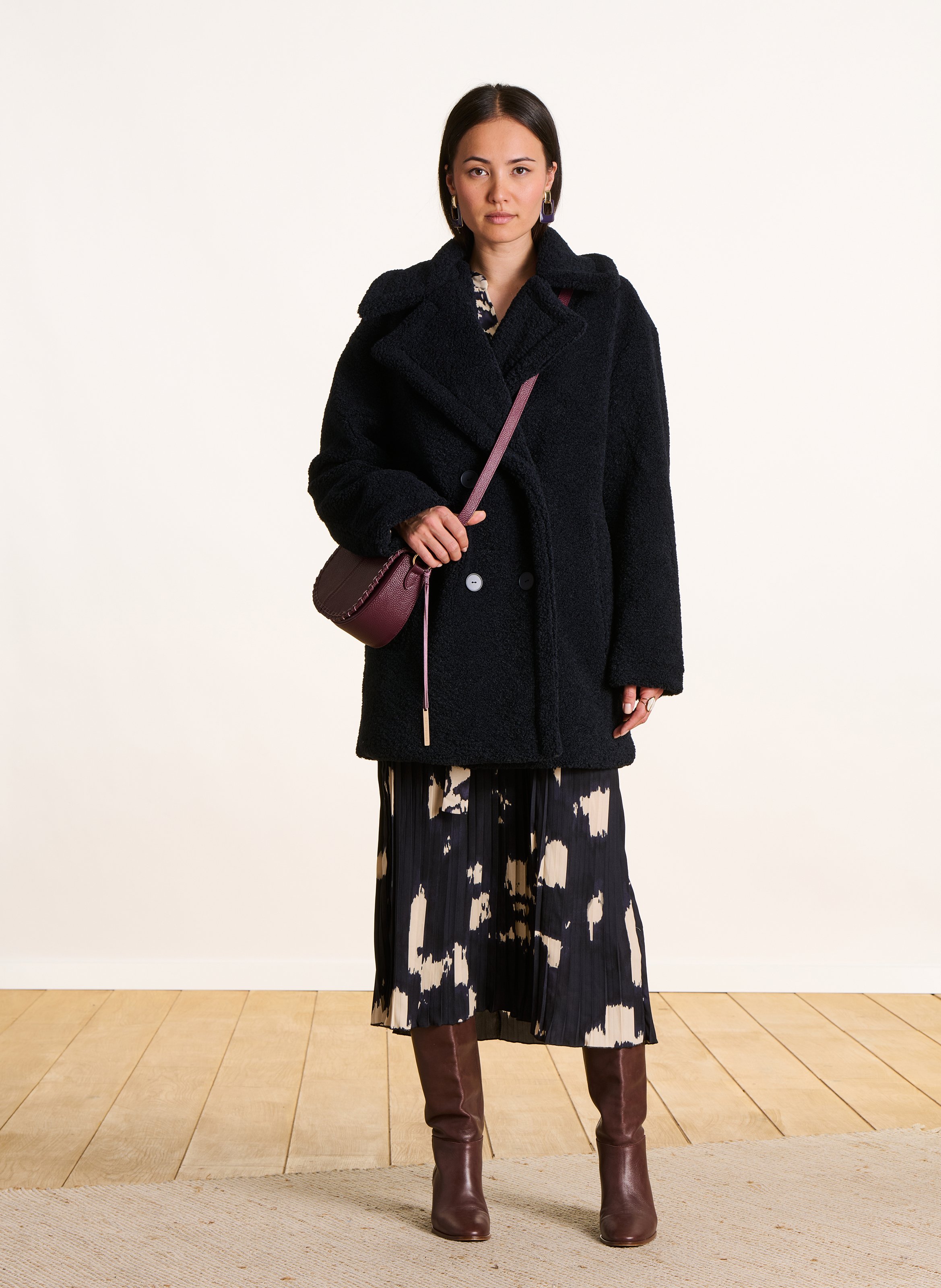 Oversized wool coat with bouclé effect tailoring. LA FEE MARABOUTEE