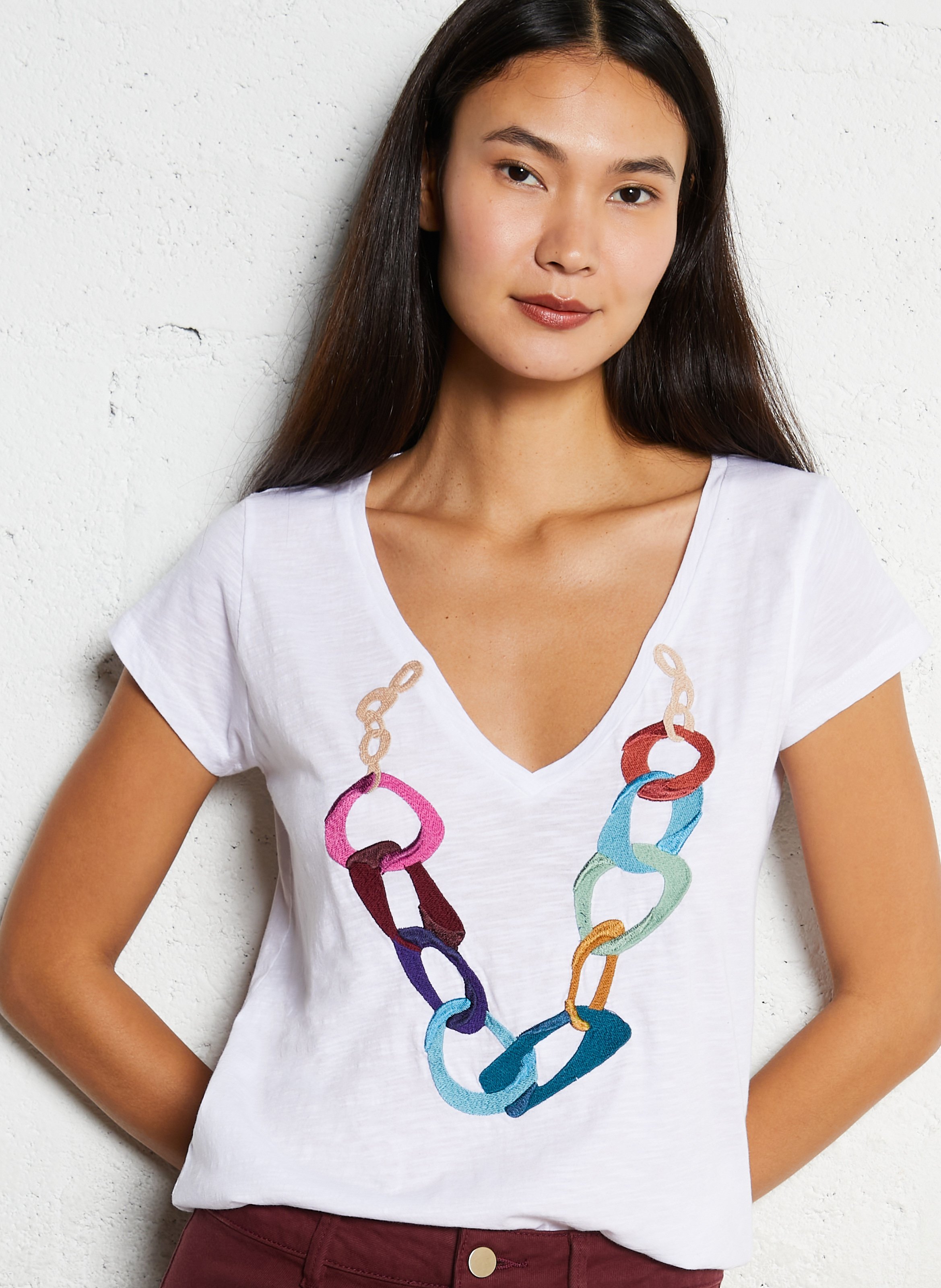 T-shirt van biokatoen met V-hals LEON & HARPER