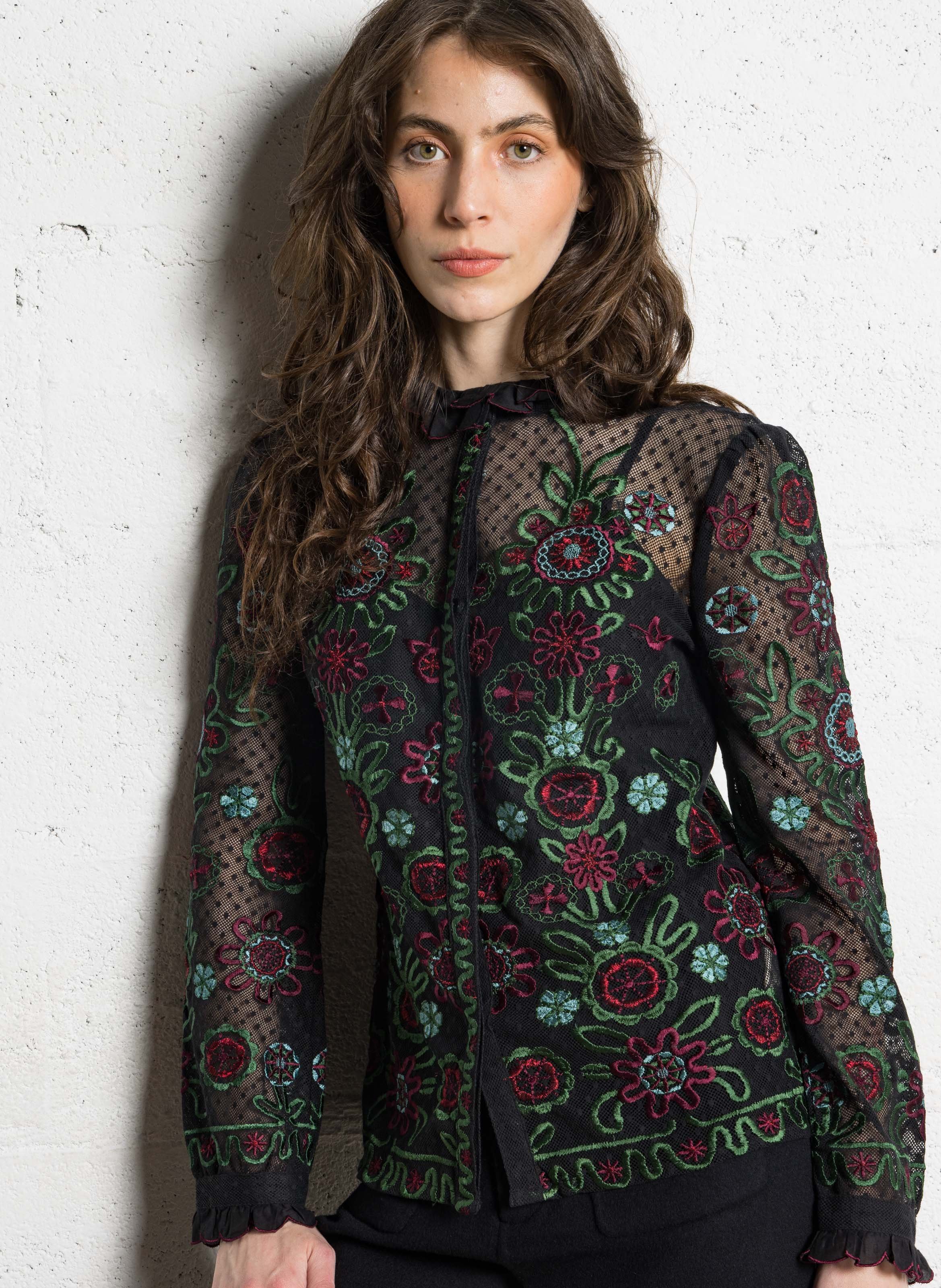 Straight long-sleeved embroidered shirt. ANTIK BATIK Black