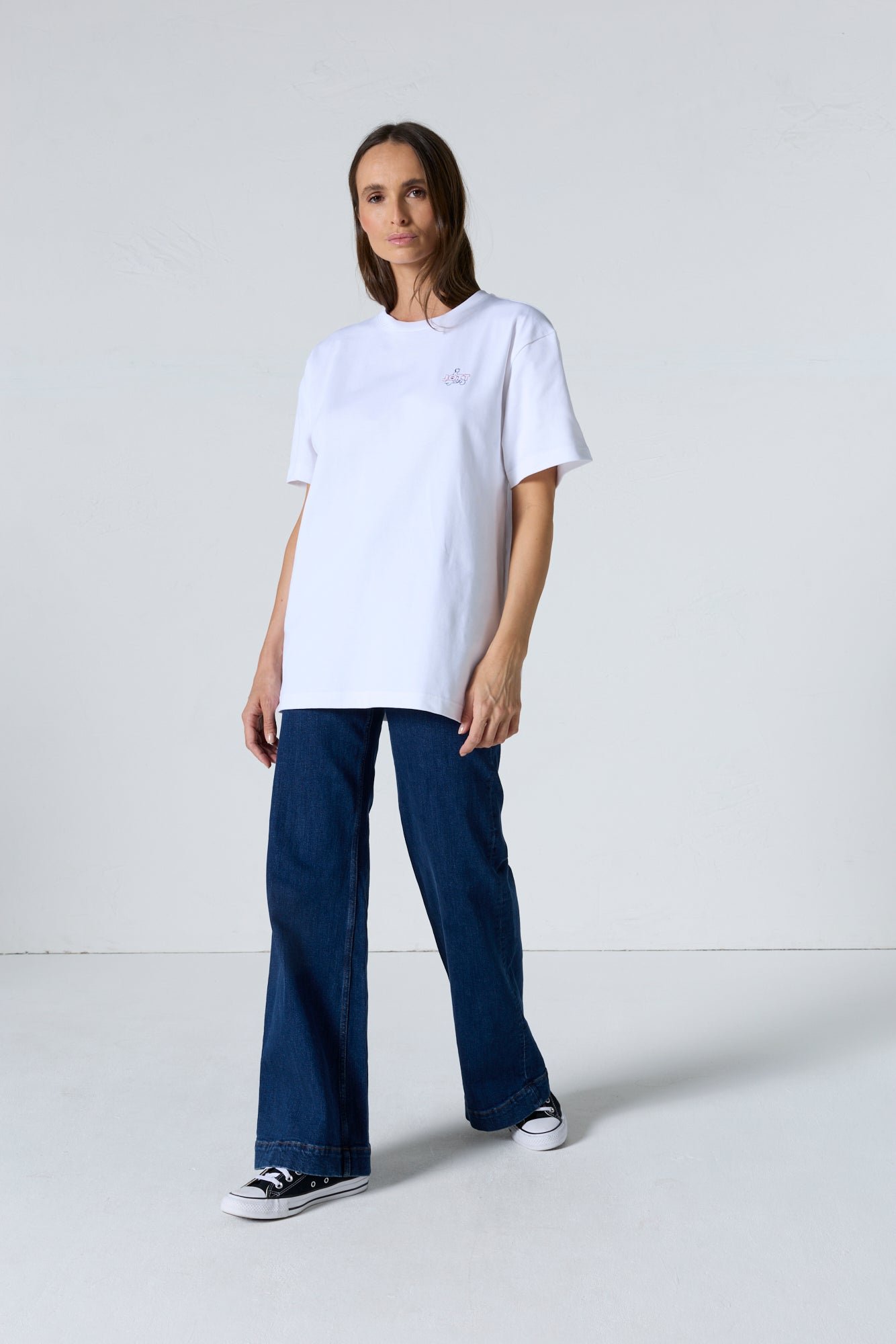 Round neck unisex T-shirt JOTT White