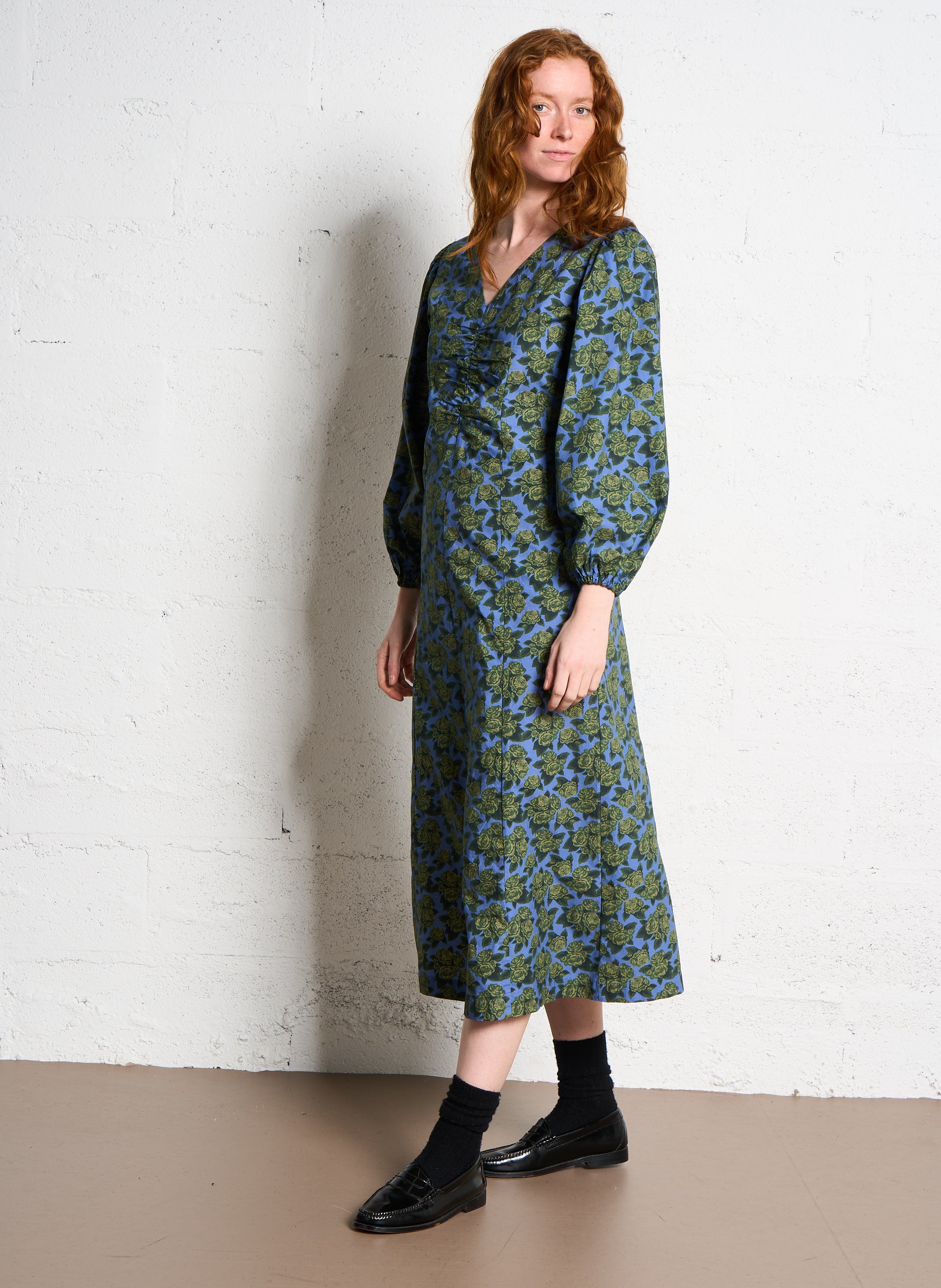 Langes Baumwollkleid mit Print THE TINY BIG SISTER Blau