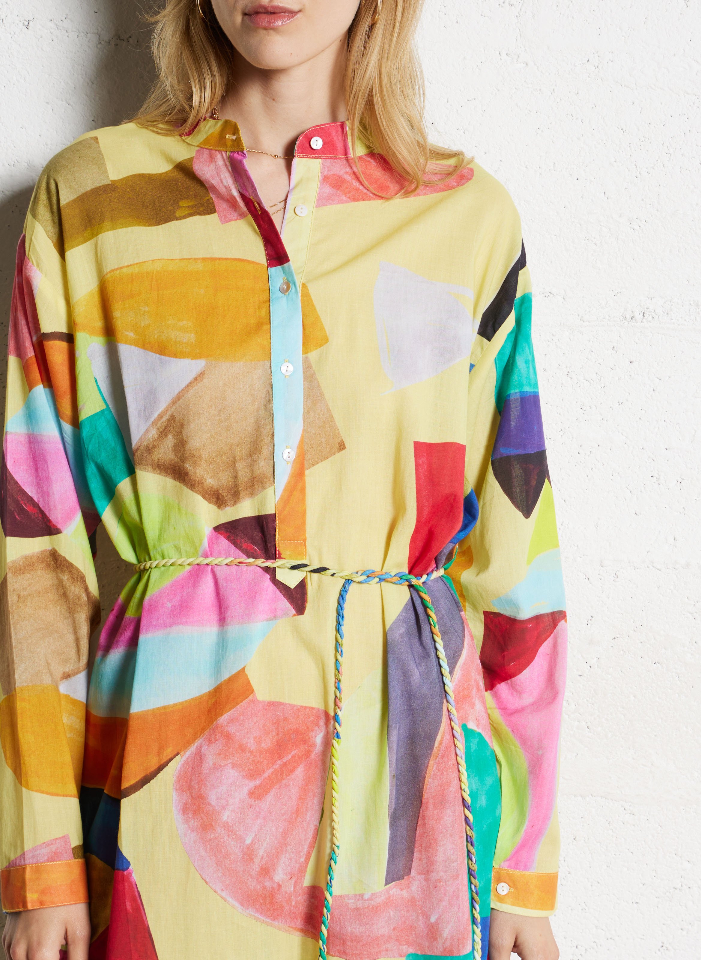 Weites Baumwollkleid mit Mao-Kragen G.KERO Gelb