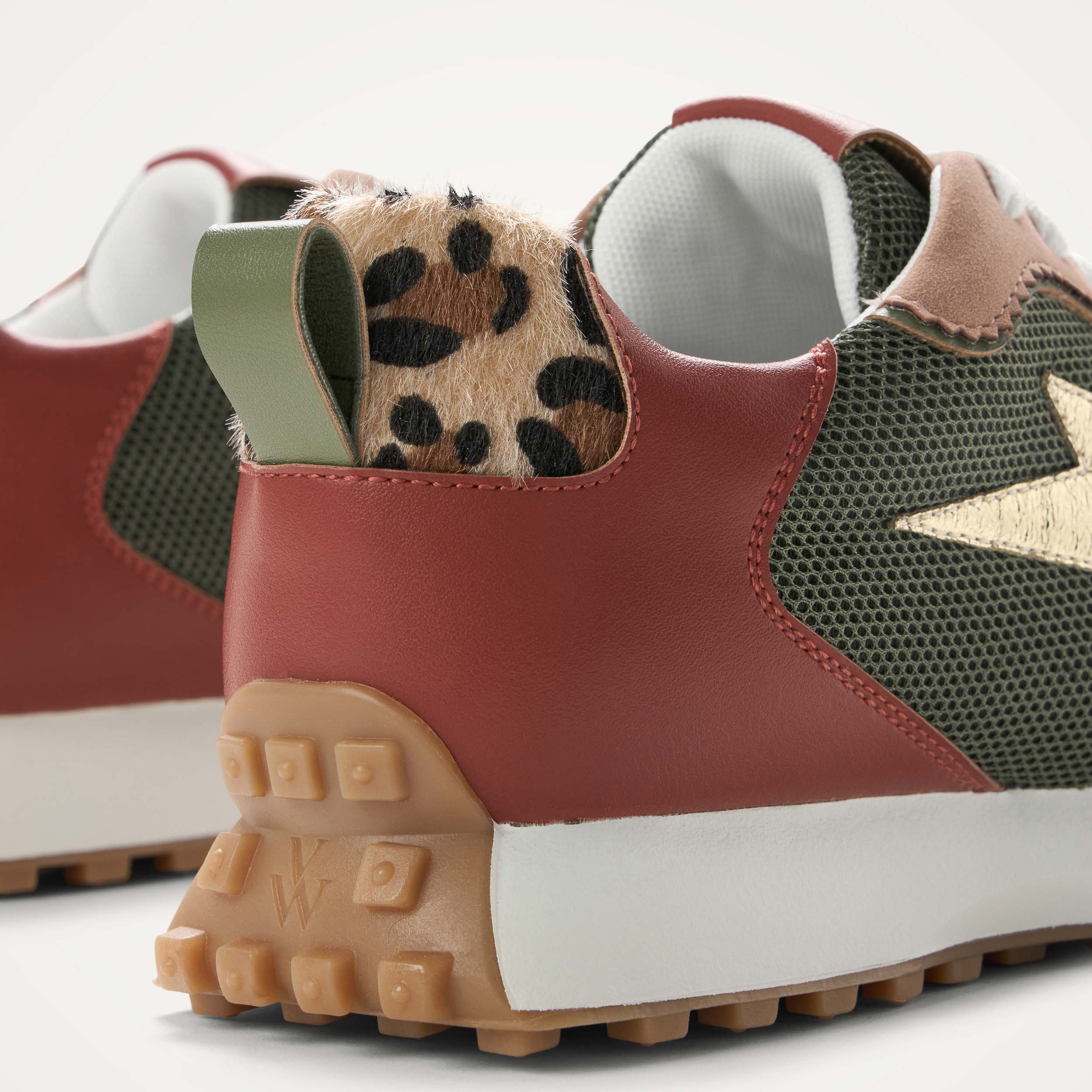 Baskets basses à lacets VANESSA WU Multicolore