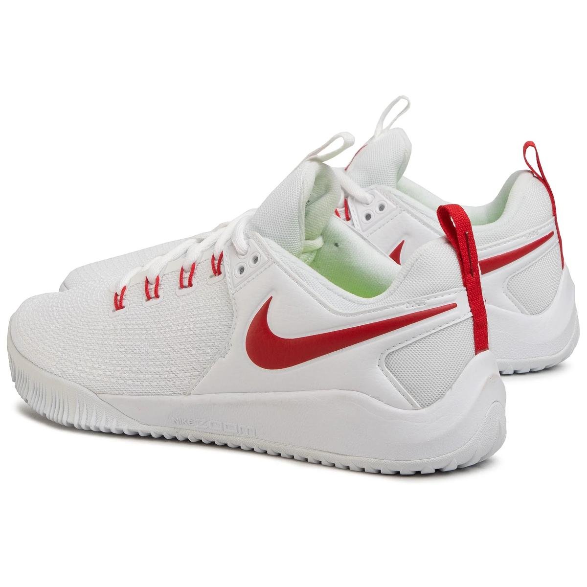 Baskets basses NIKE Blanc