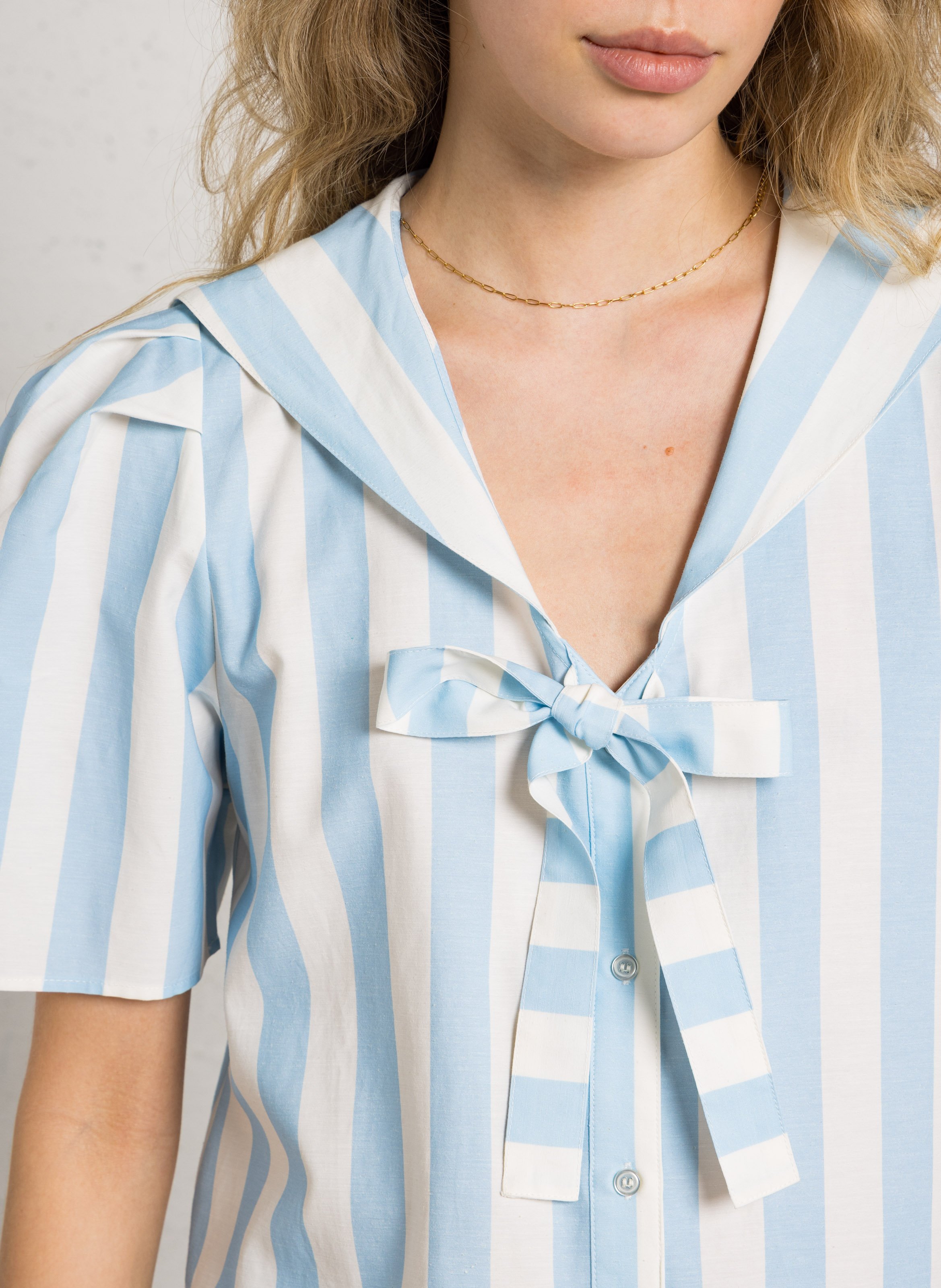 Gestreepte korte blouse met omgeslagen kraag THE TINY BIG SISTER Blauw