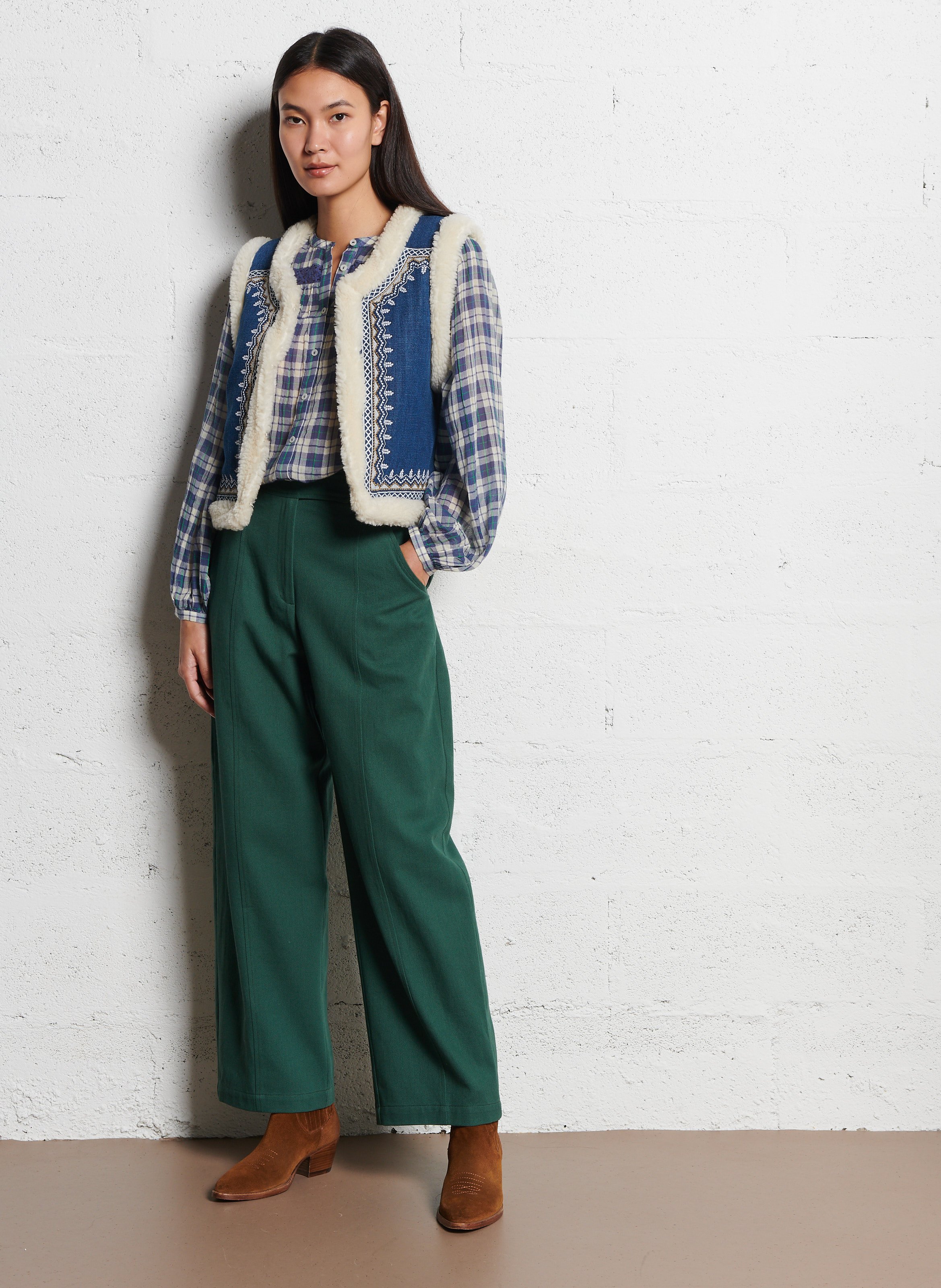 Reversible embroidered sleeveless jacket LOUISE MISHA Blue