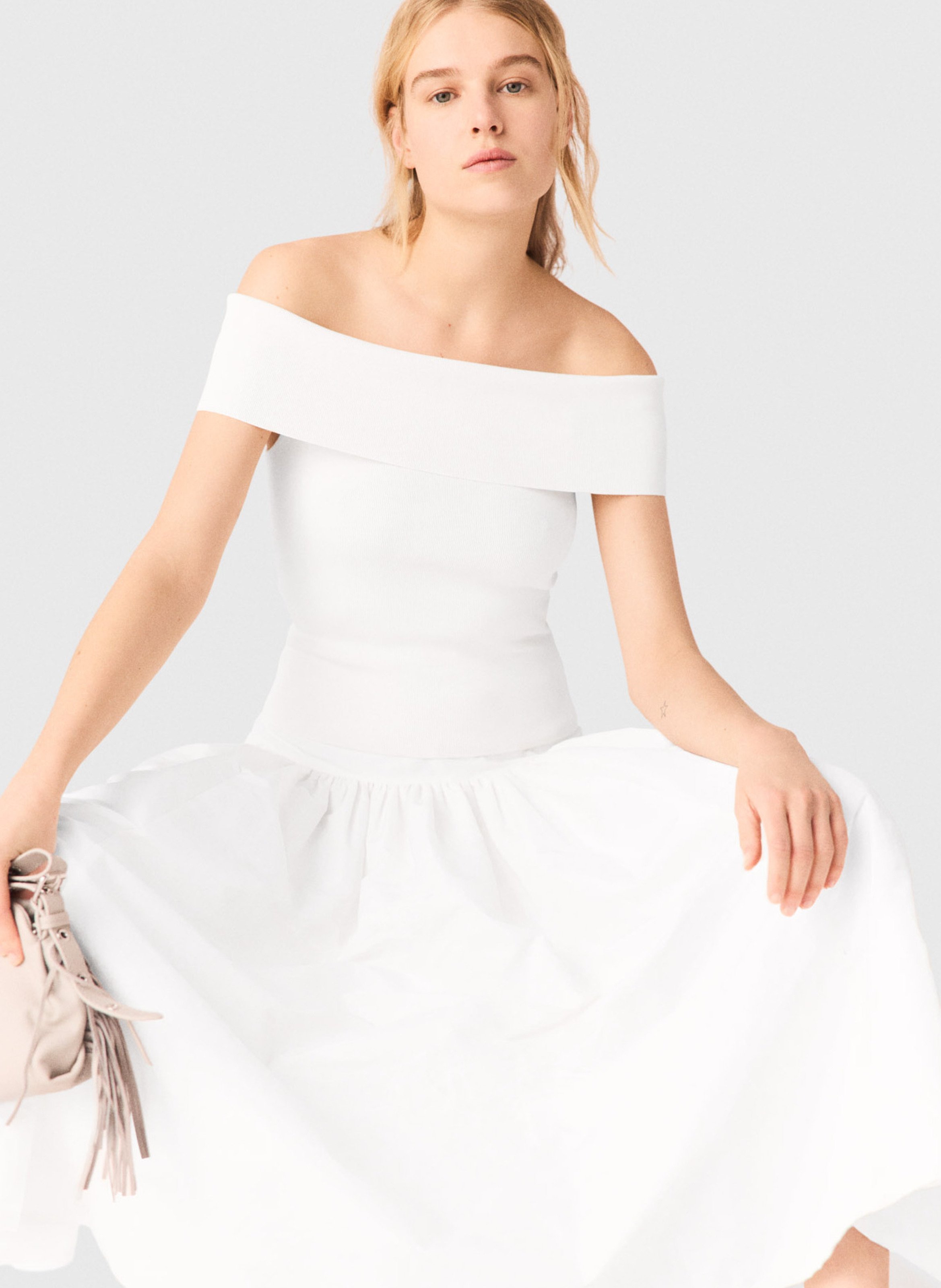 Top met bardothals MAJE Wit