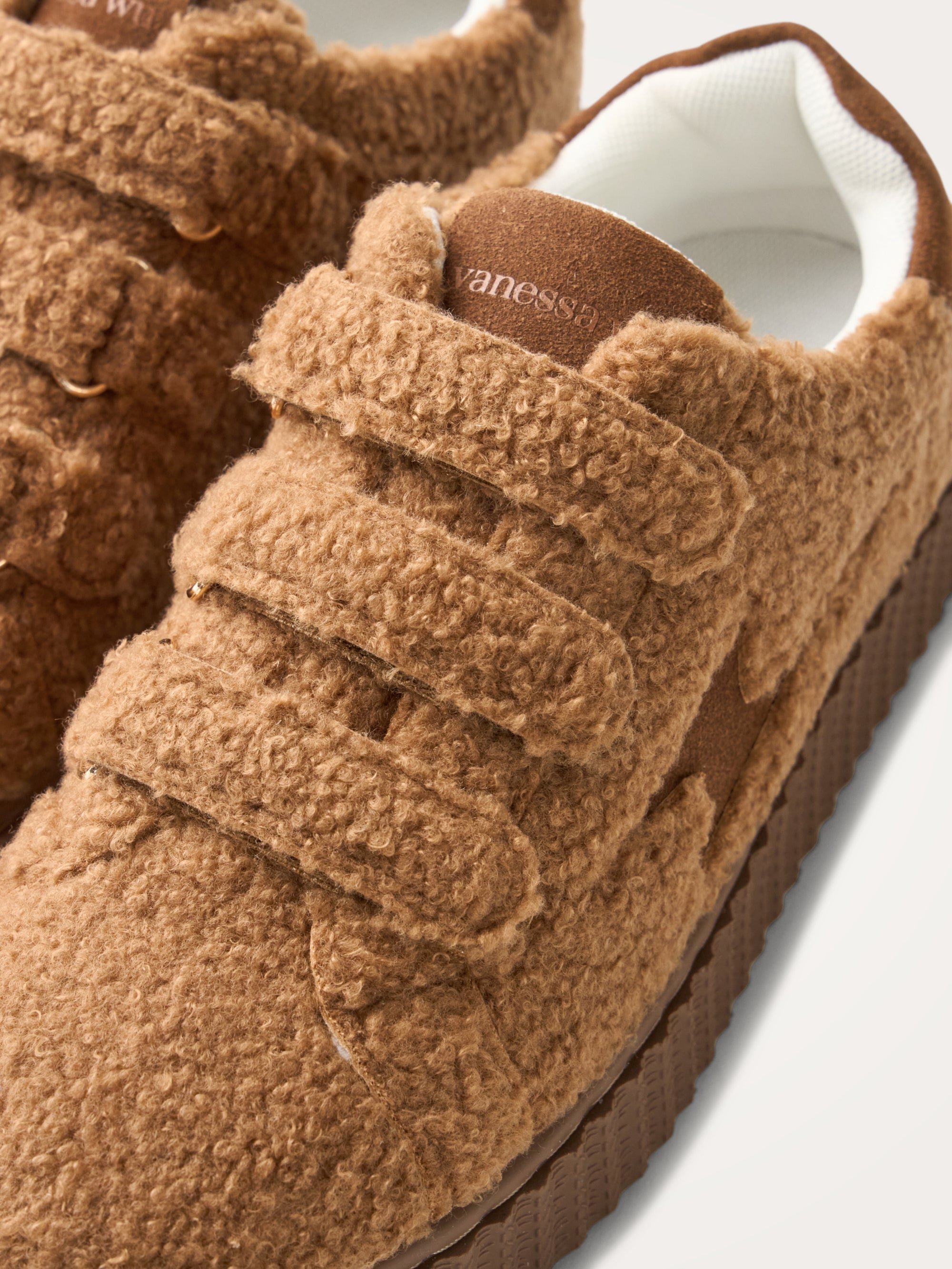 Low-top sneakers in faux shearling | Beige VANESSA WU Women