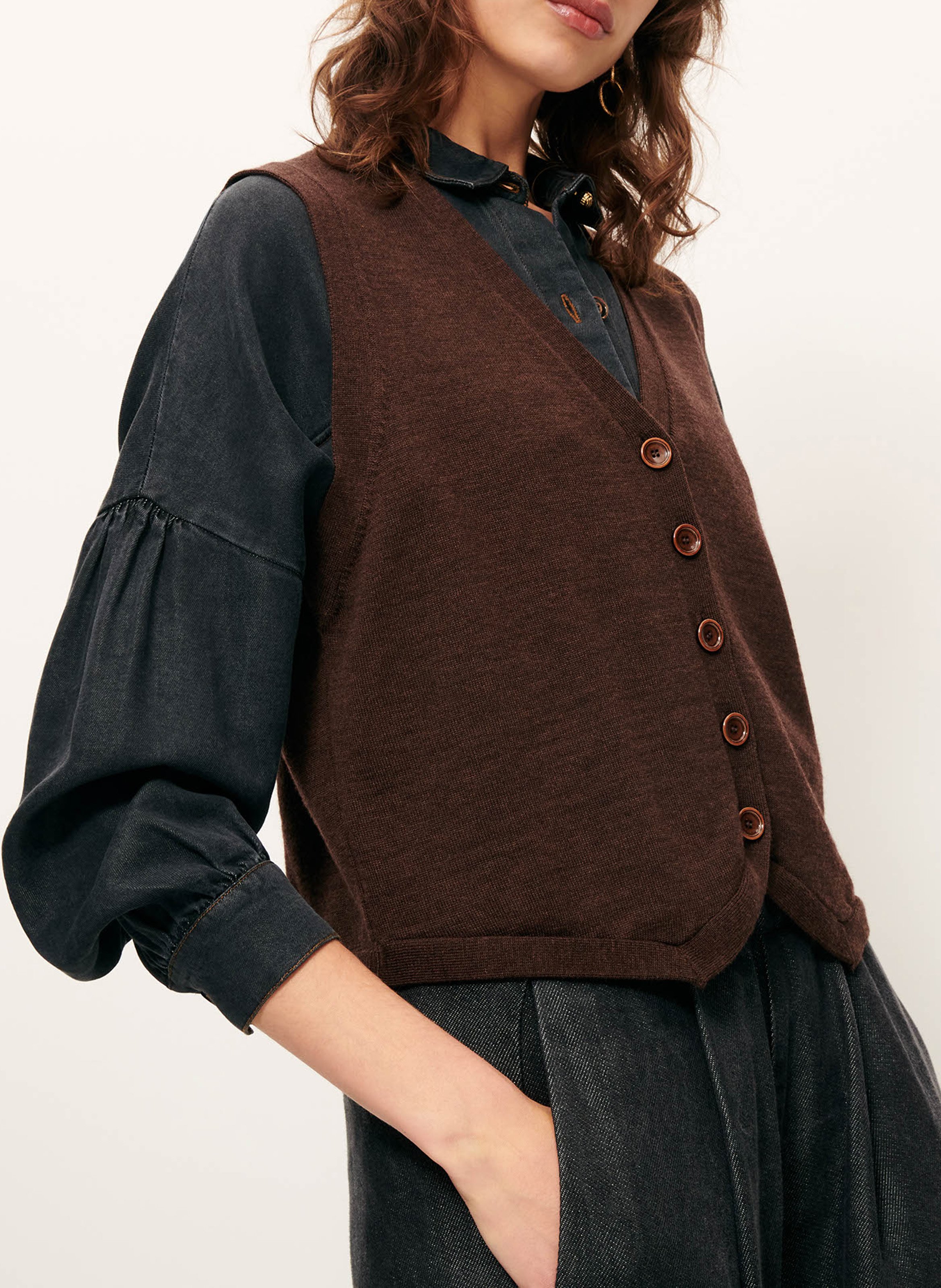 Gilet col v en laine SESSUN Marron