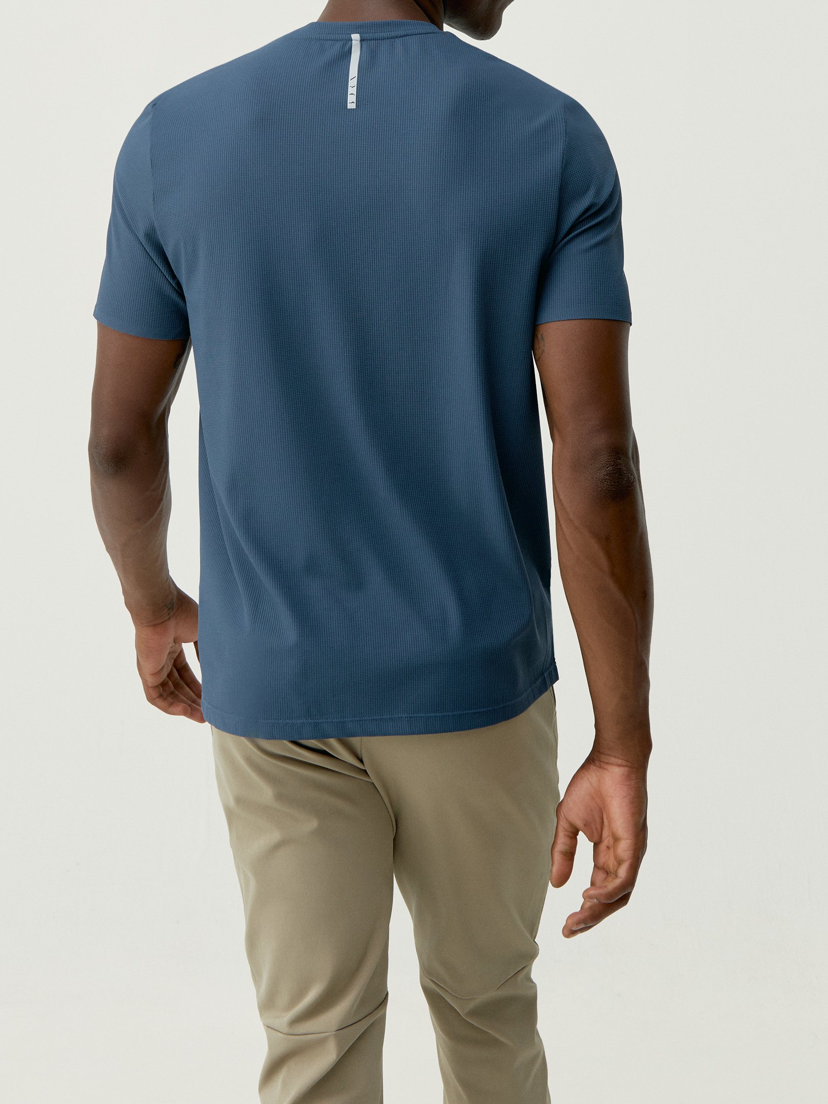 T-shirt sport NADYM BORN LIVING YOGA Blue