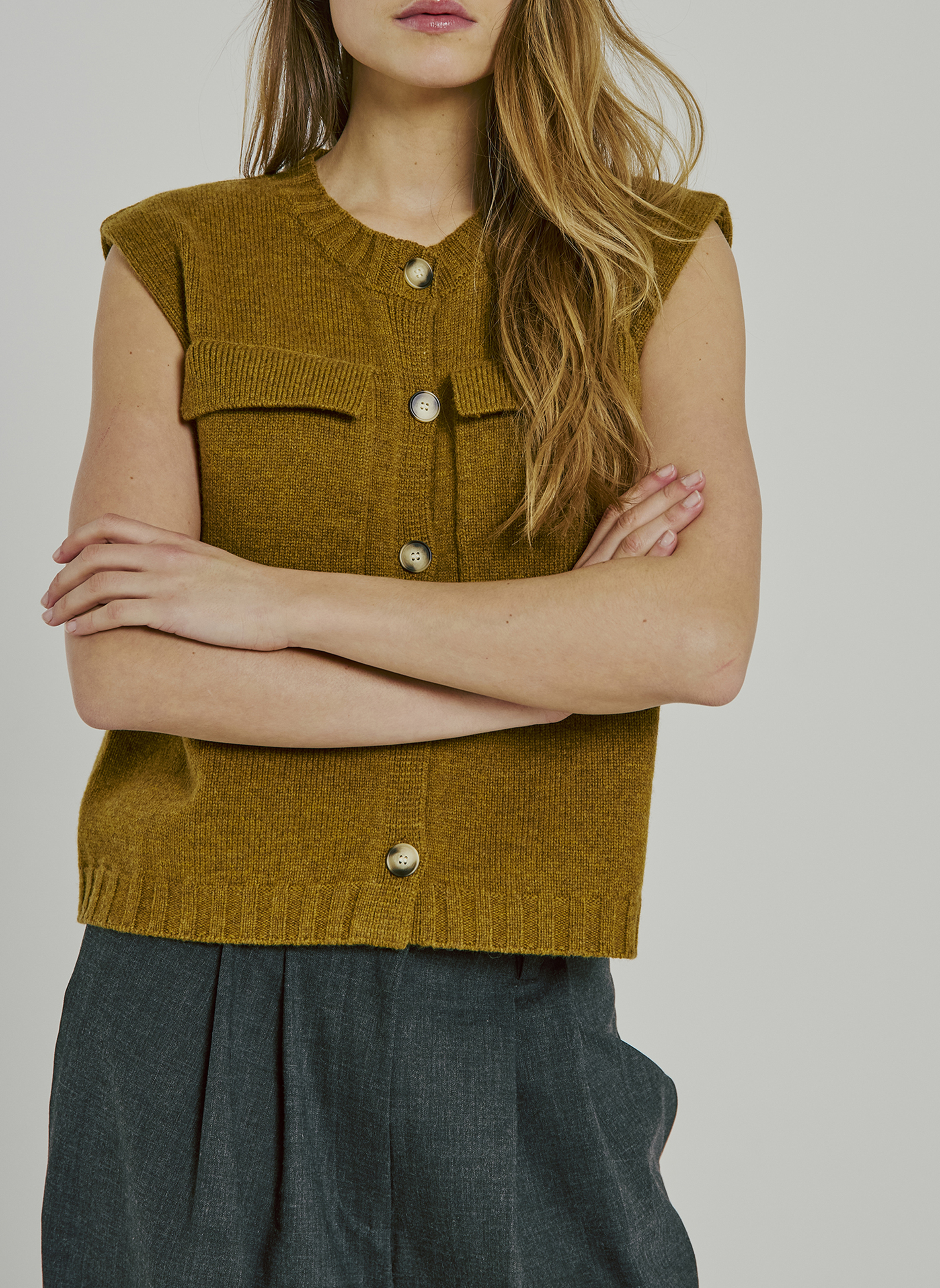 Recht, wollen vest met ronde hals NORR Groen