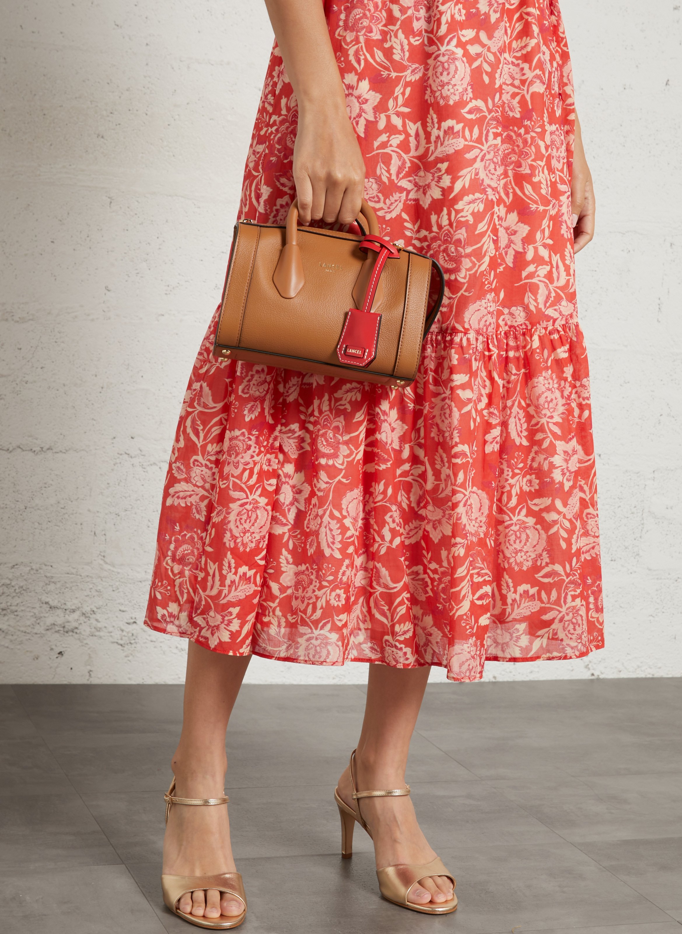 Sac à main en cuir LANCEL Beige