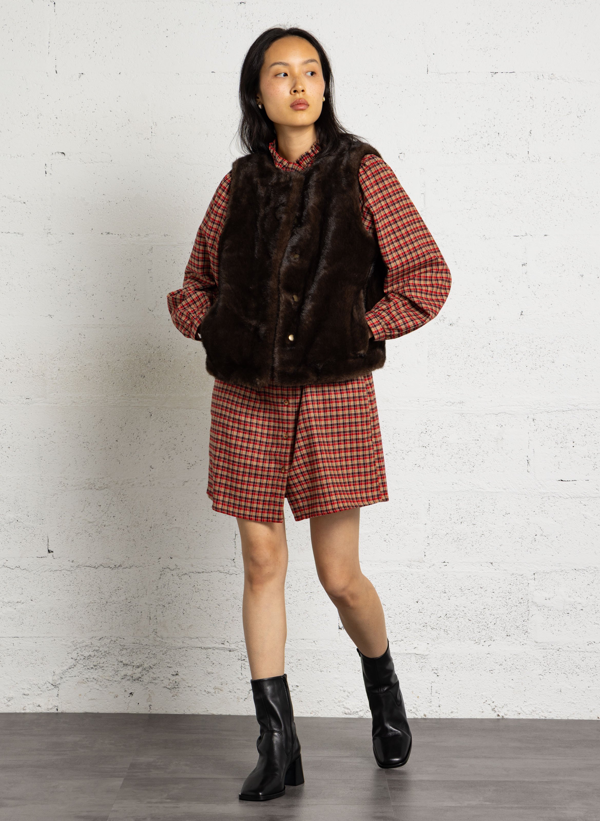 Straight faux fur sleeveless jacket MAISON 123 Brown
