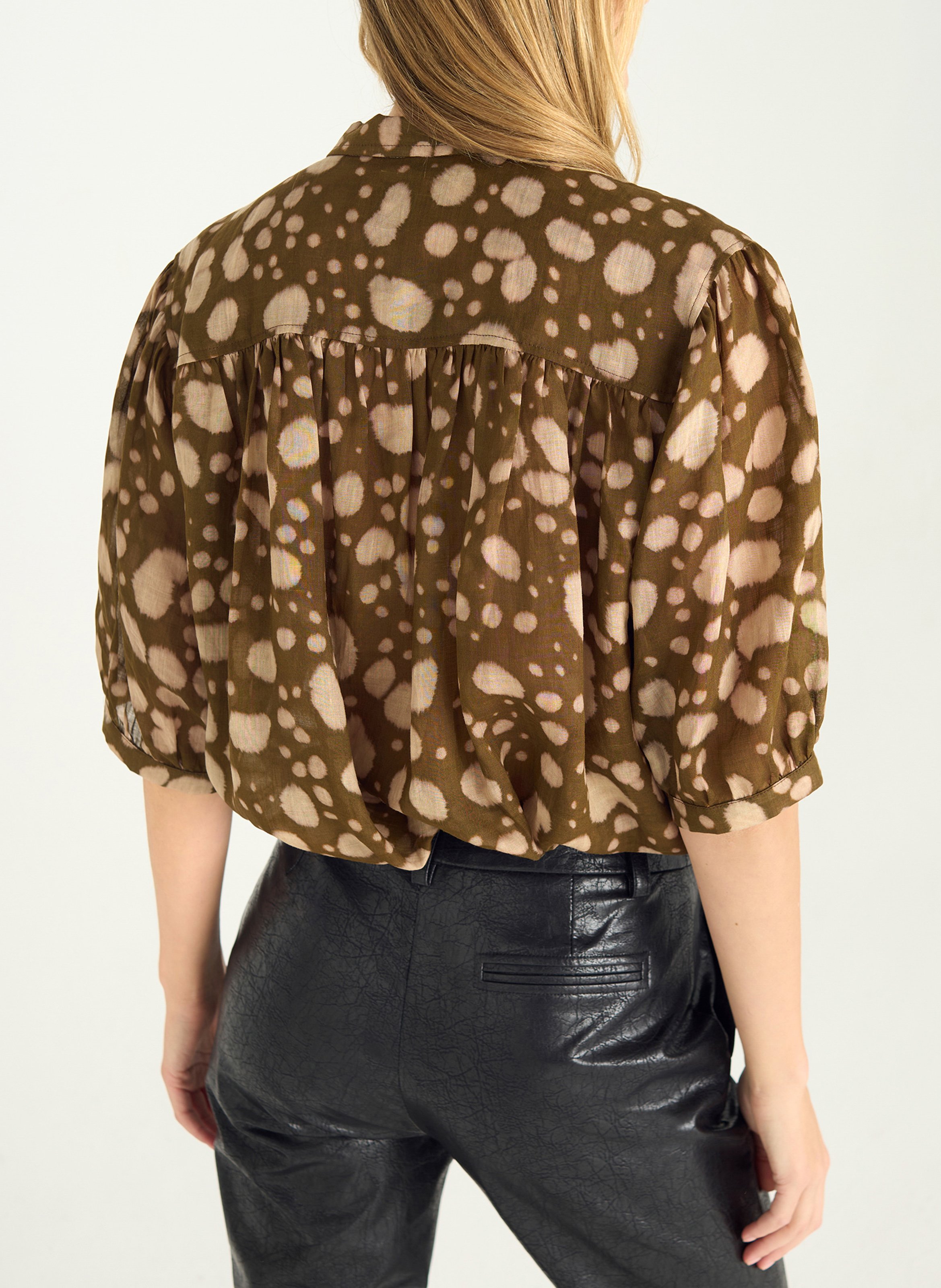 Short loose-fitting blouse with patterns COTELAC Brown