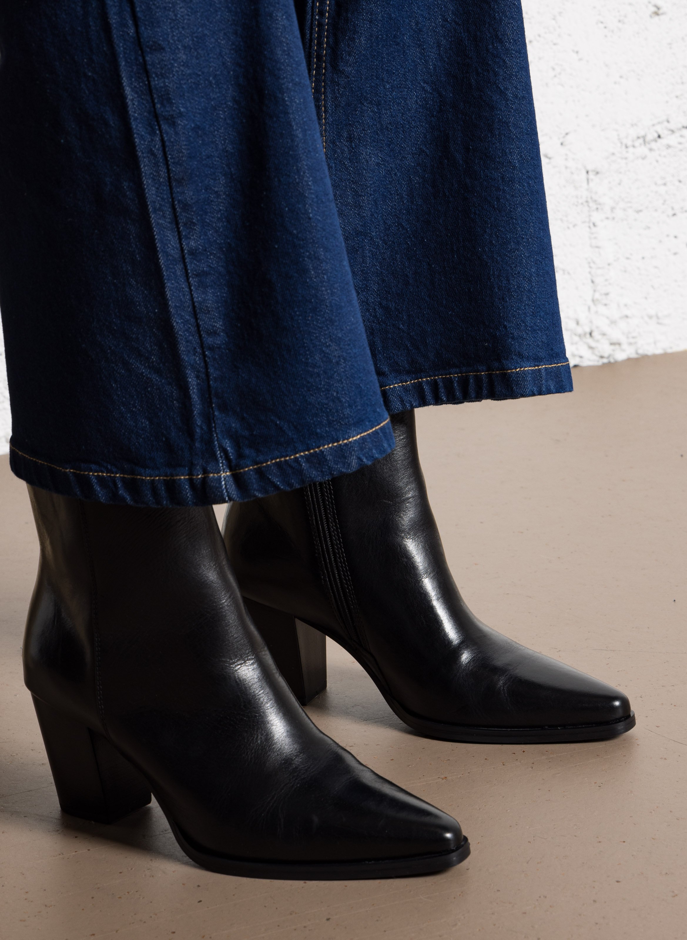 Bottines en cuir JB MARTIN Noir