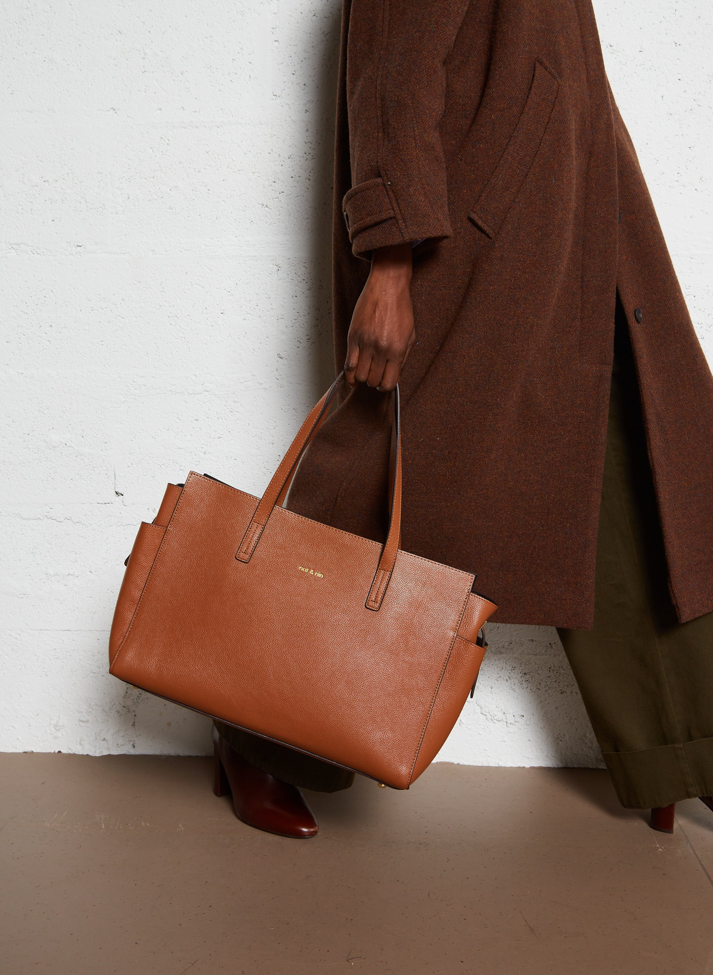 Shopper aus Leder mit Reptilmuster NAT & NIN Braun