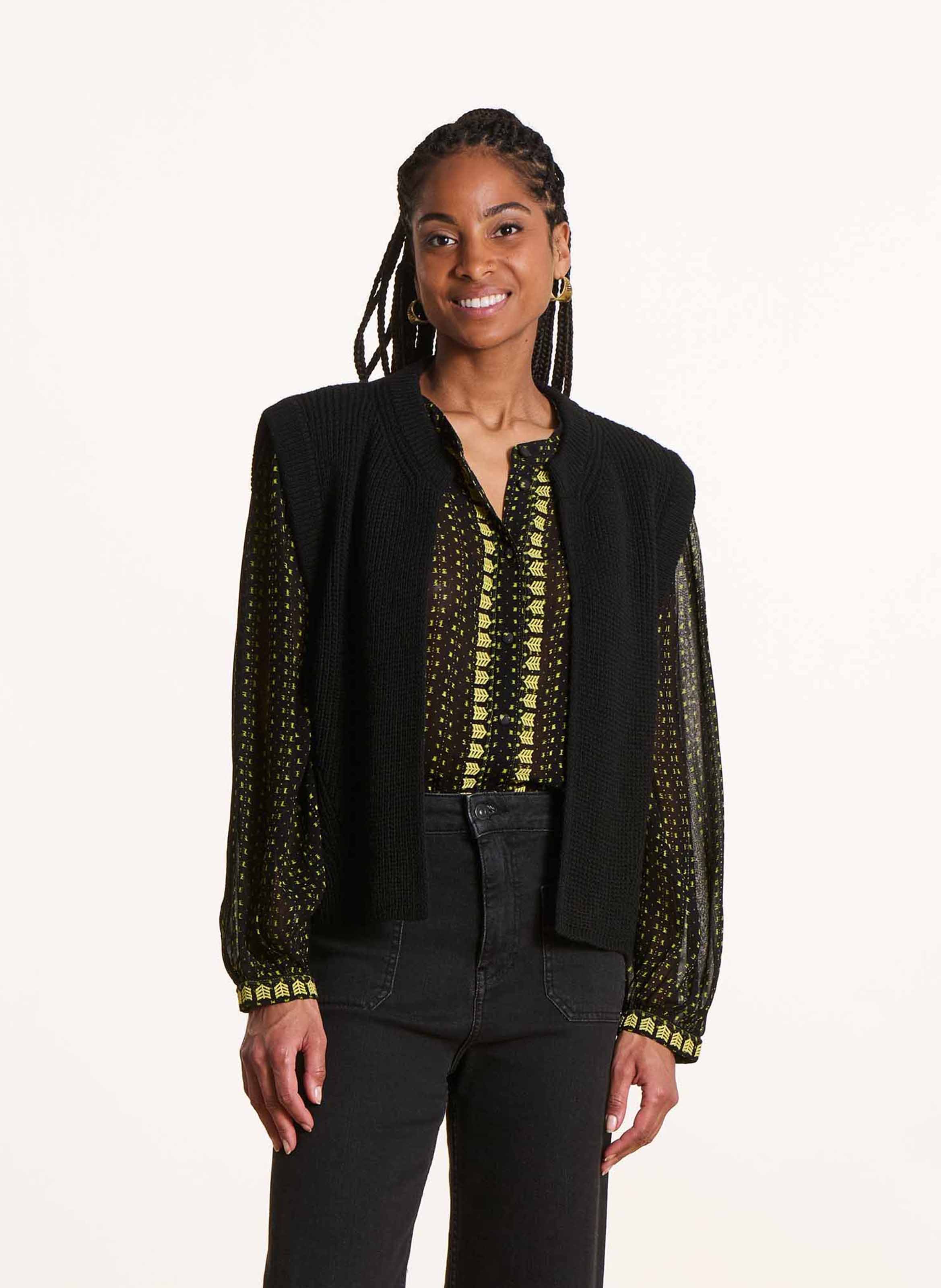 Gilet col rond  LA FEE MARABOUTEE