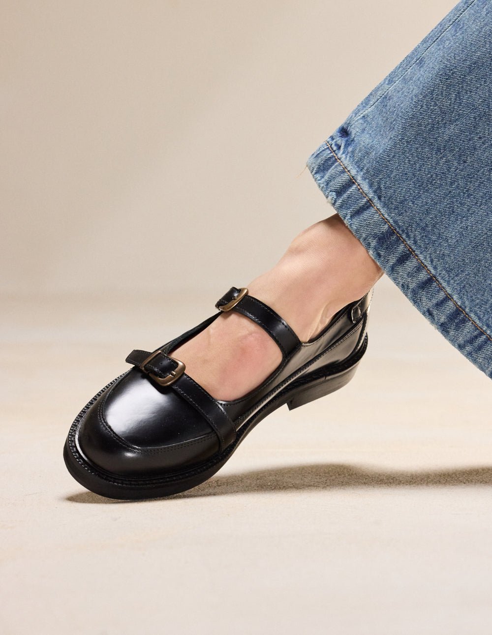 Derby shoes ODAJE Black