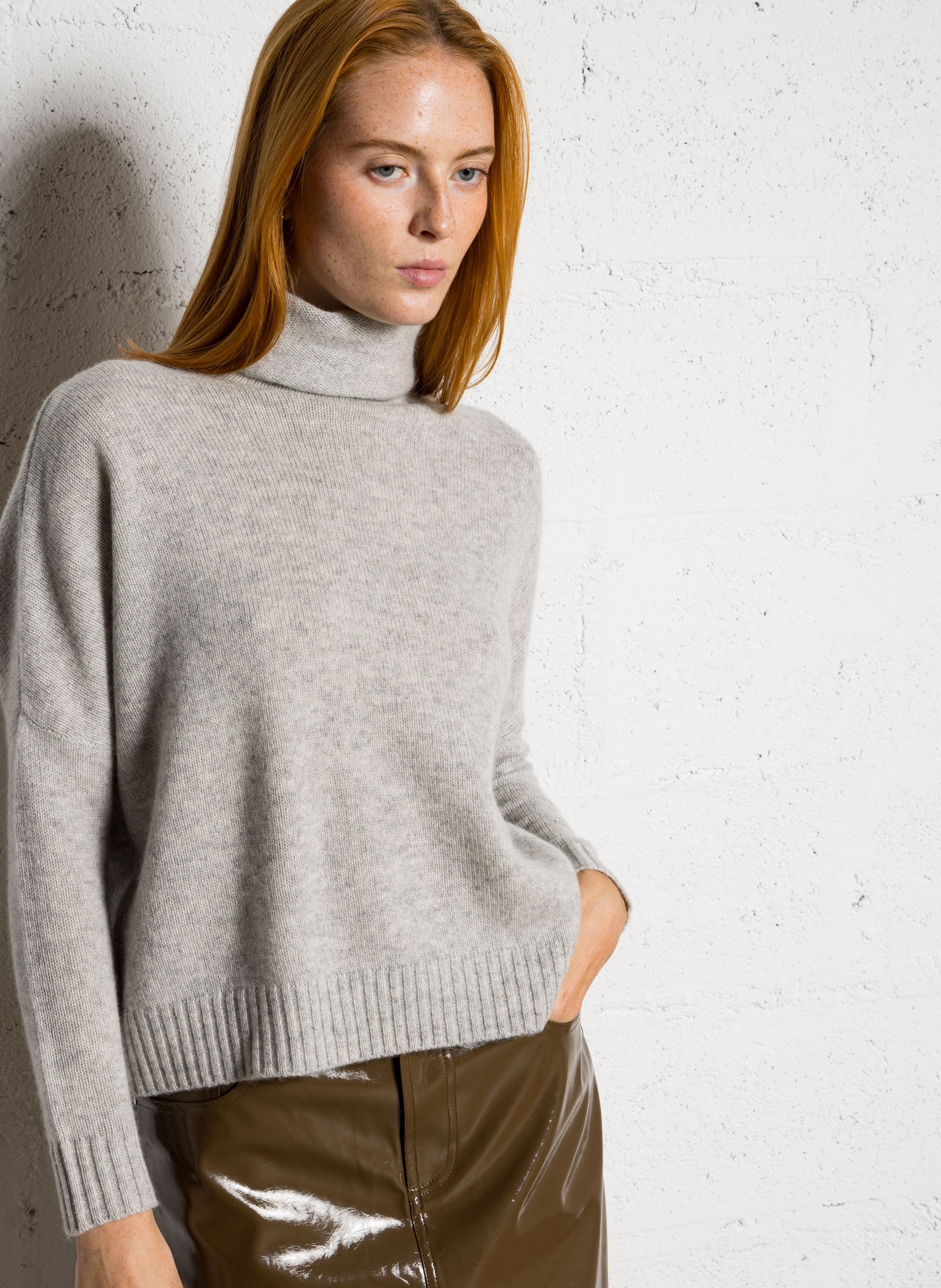 Pull col roulé en cachemire KUJTEN Beige