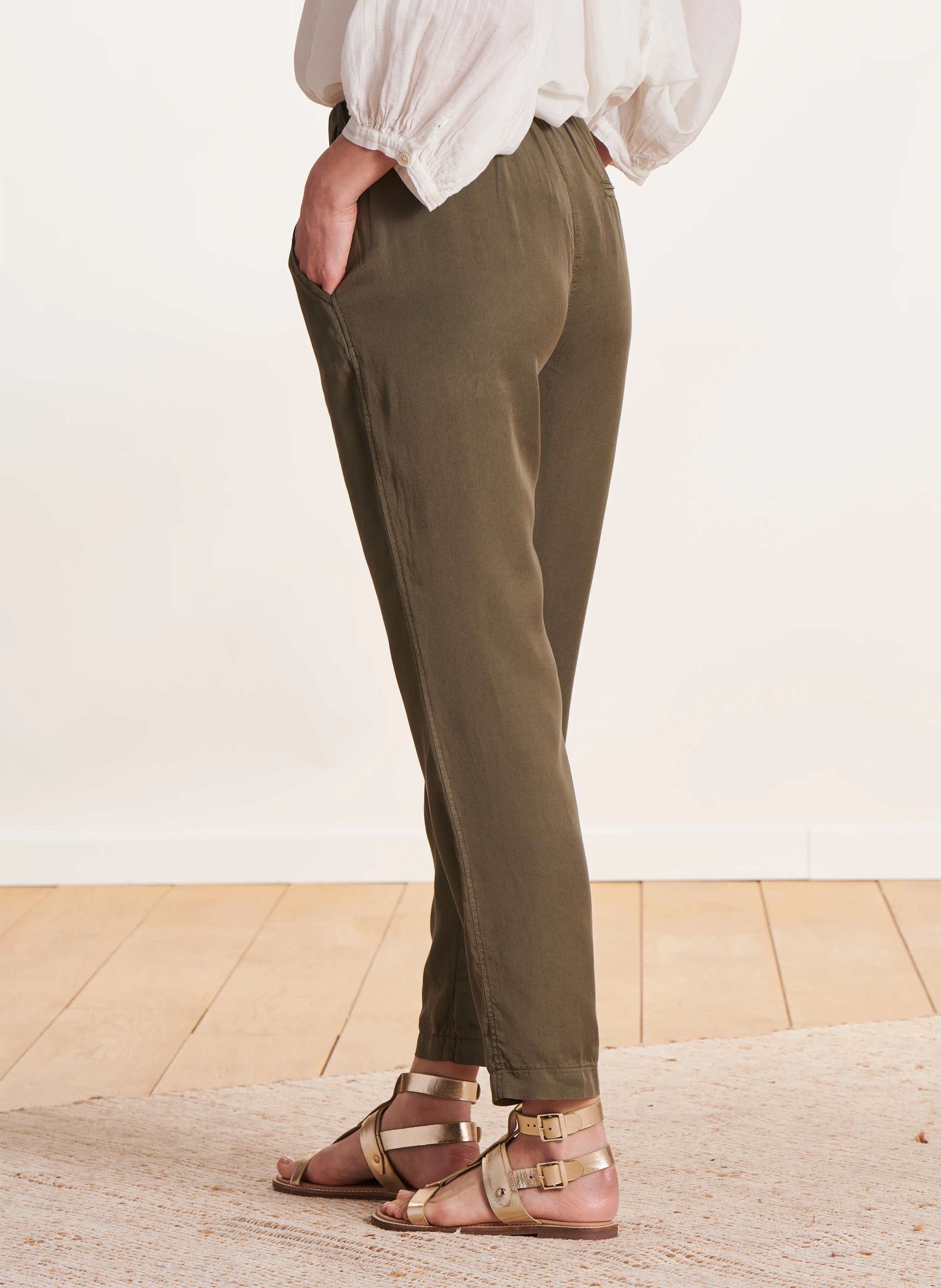 Pantalon droit 7/8ème LA FEE MARABOUTEE Vert