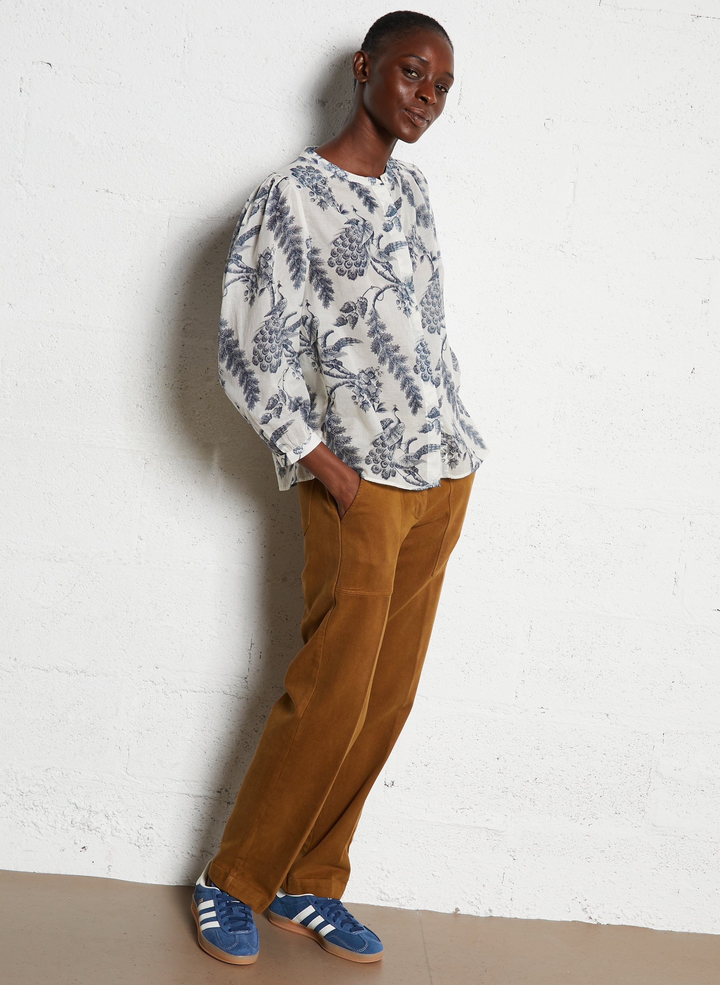 Baskets basses en cuir velours ADIDAS Bleu