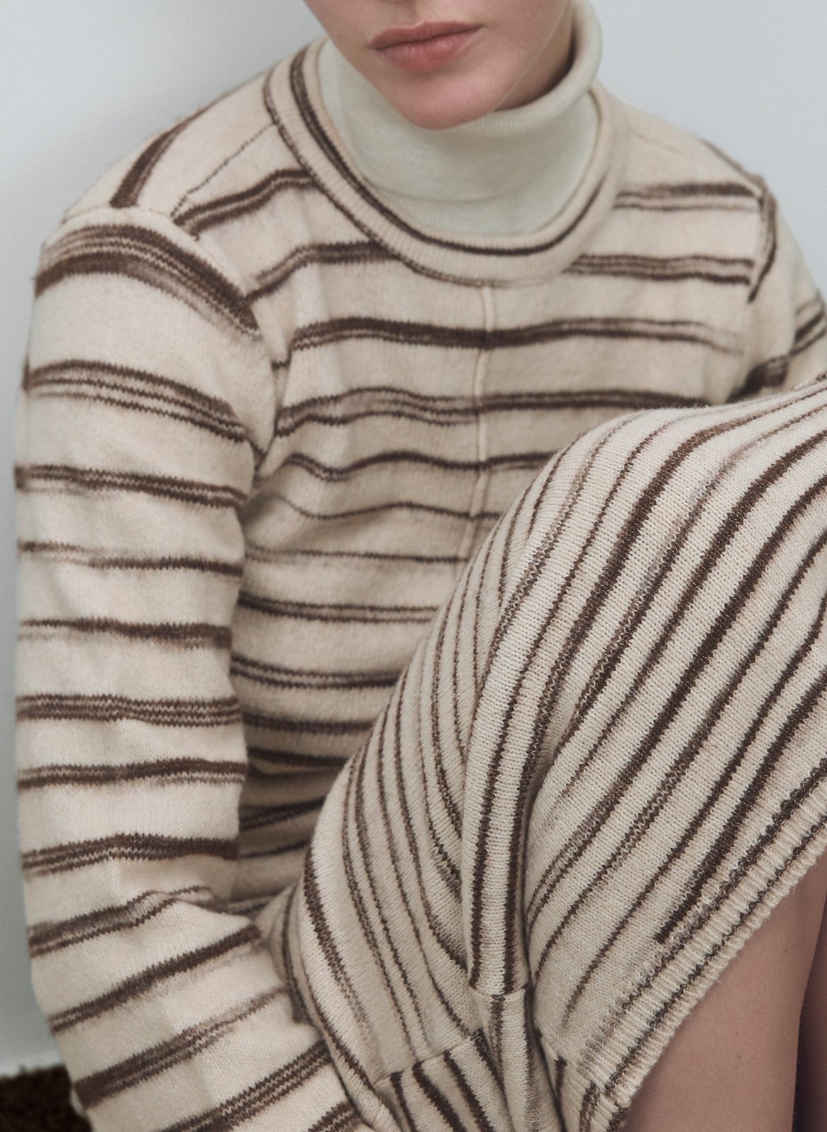 Pull col roulé  VILA