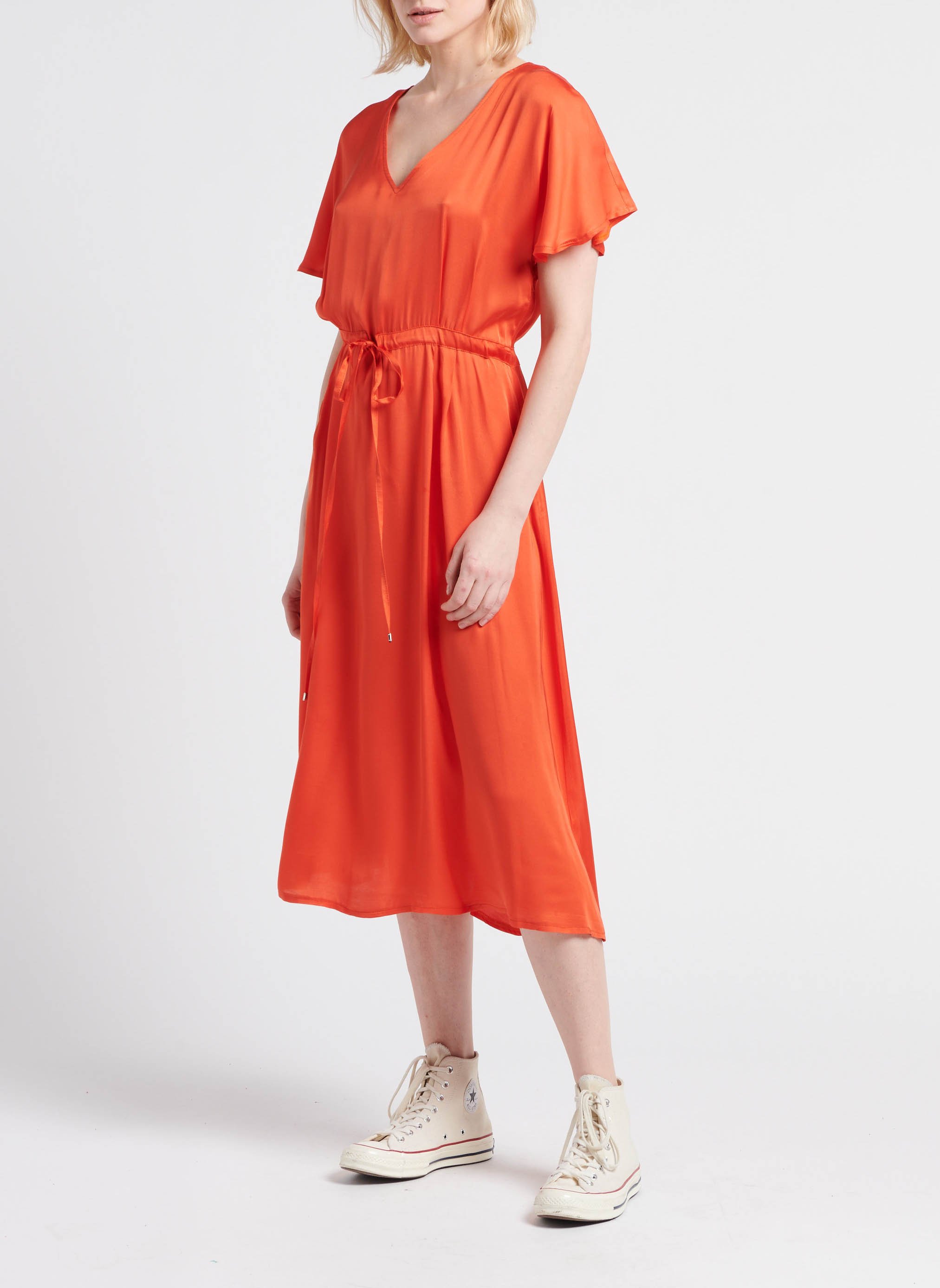 Robe longue col V satinée LA PETITE FRANCAISE Orange