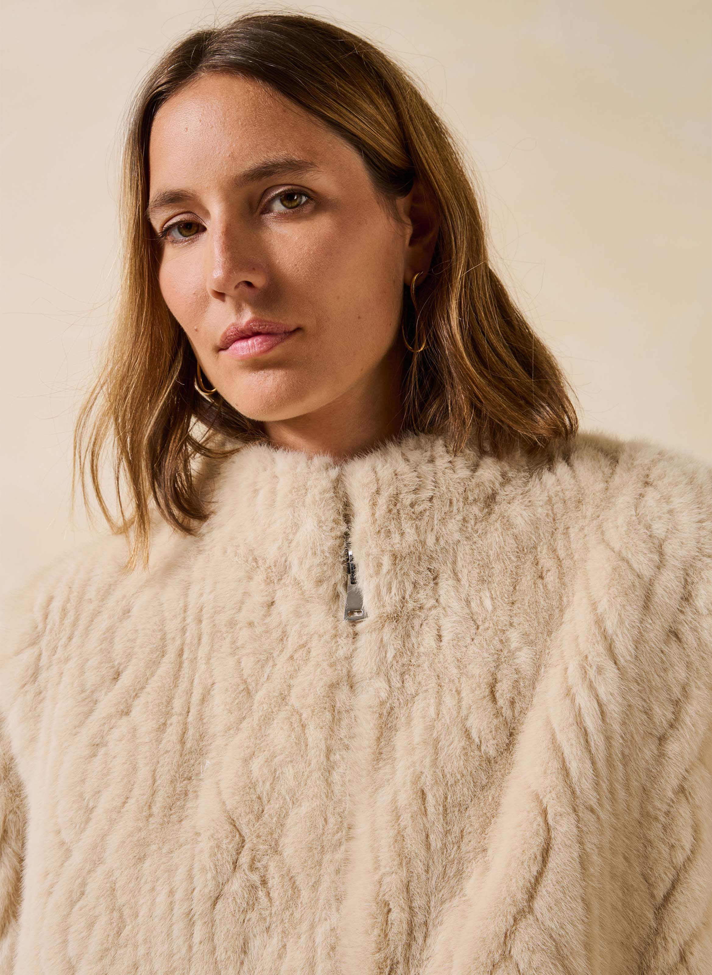  Manteau mi-long en fausse fourrure LA FEE MARABOUTEE Blanc
