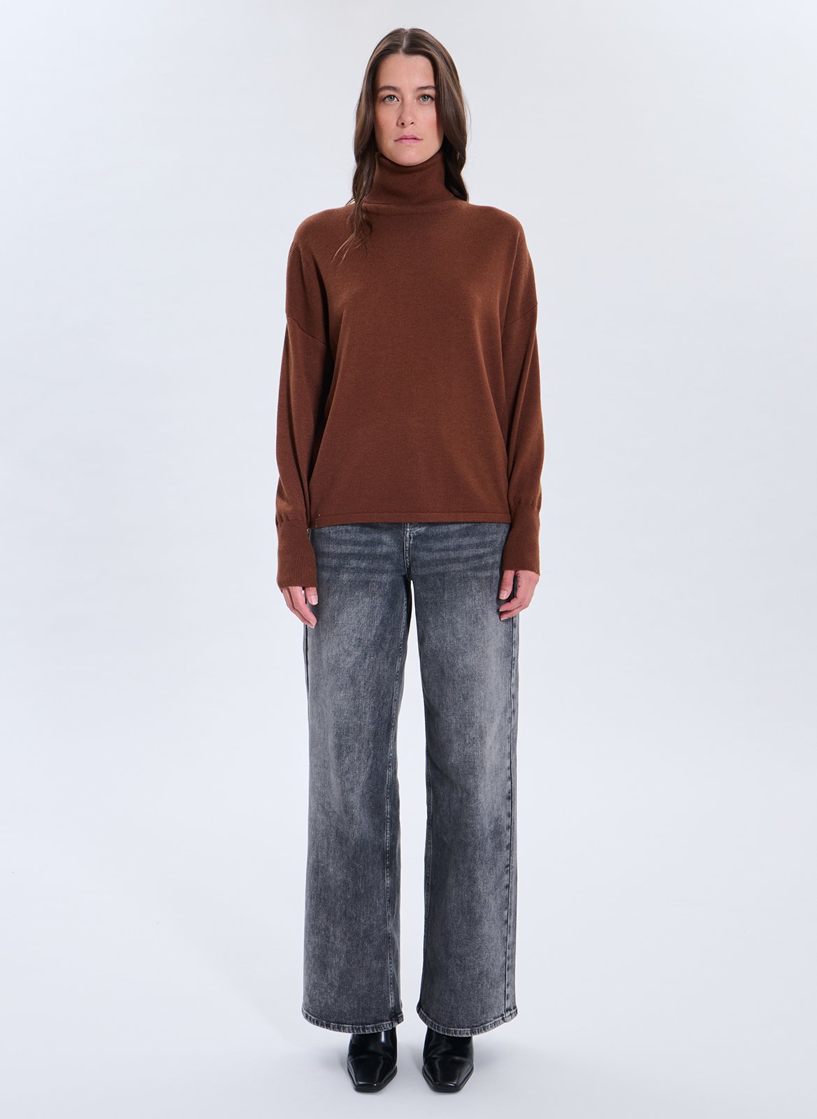 Elena high-neck sweater ZAPA Brown