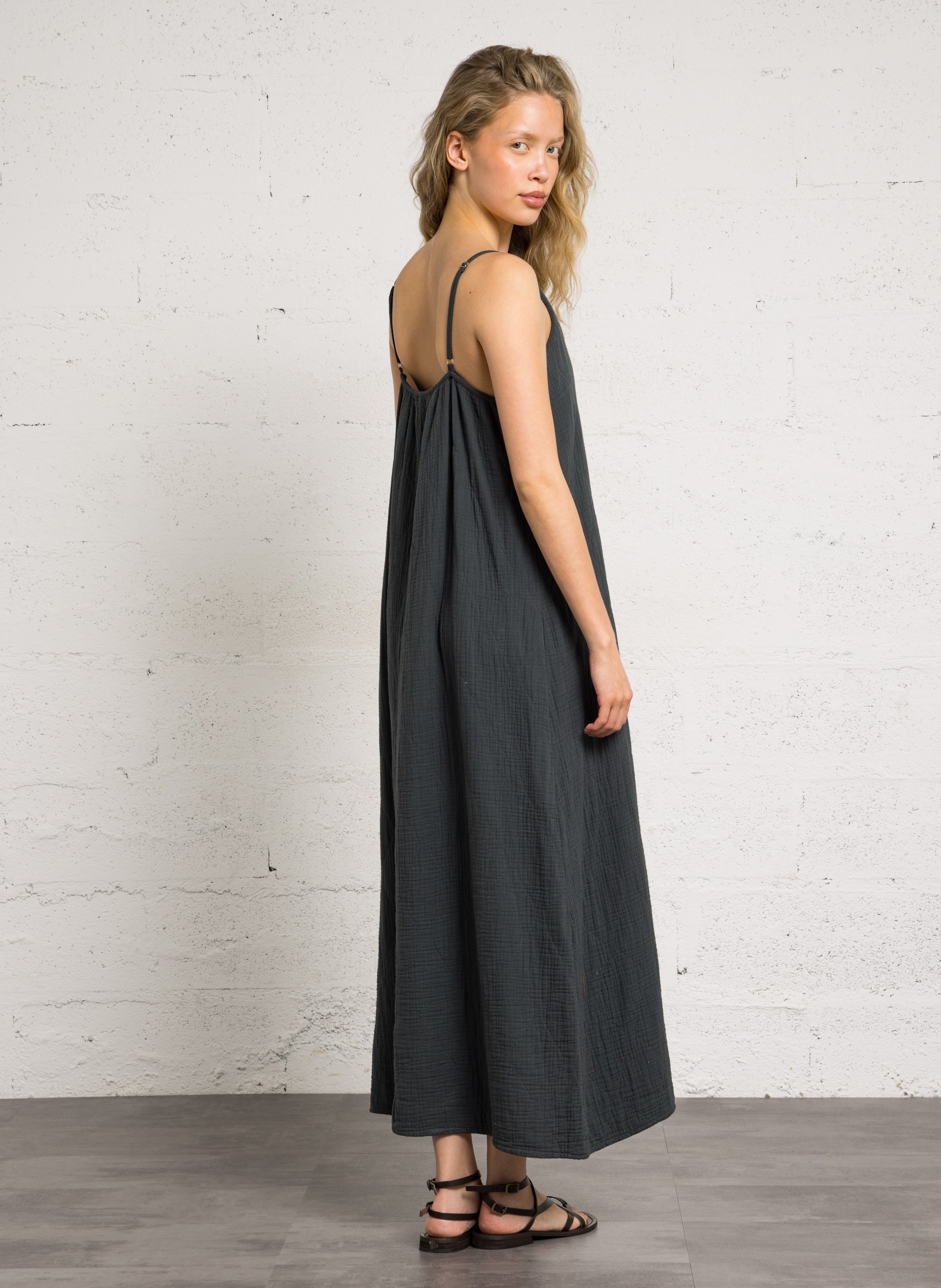 Long V-neck satin printed cashmere long dress AOKYANOS Grey