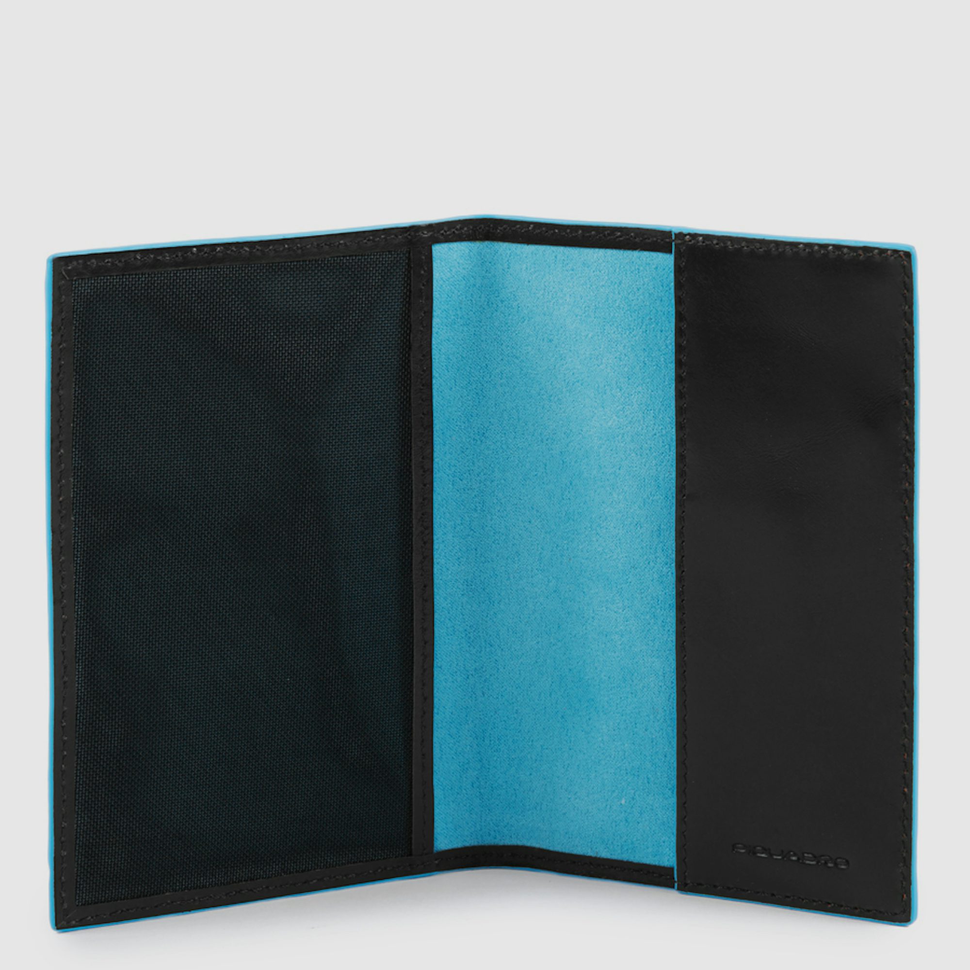 Passport holder PIQUADRO Black