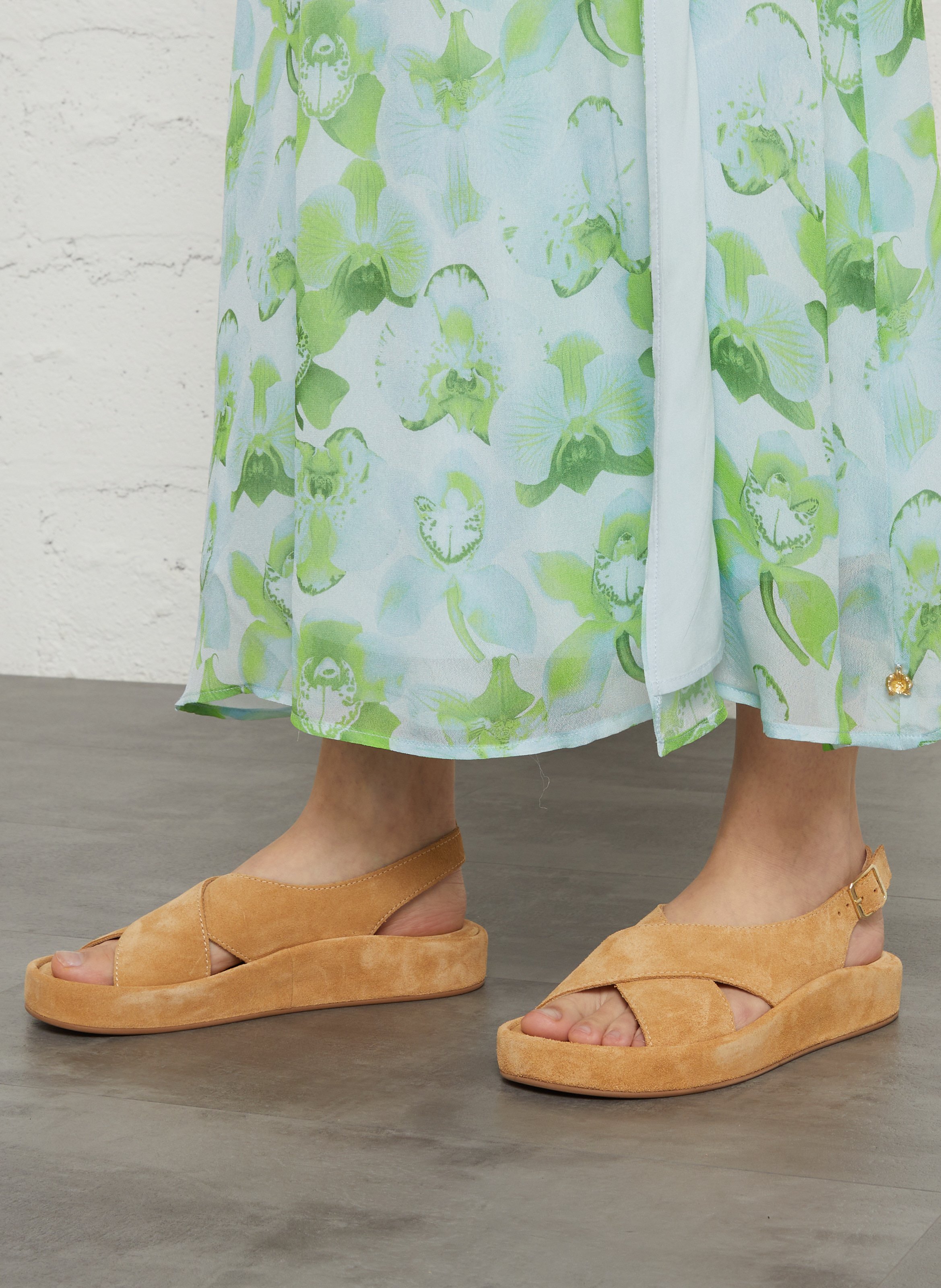 Flache Plateausandalen aus Leder MELLOW YELLOW Beige