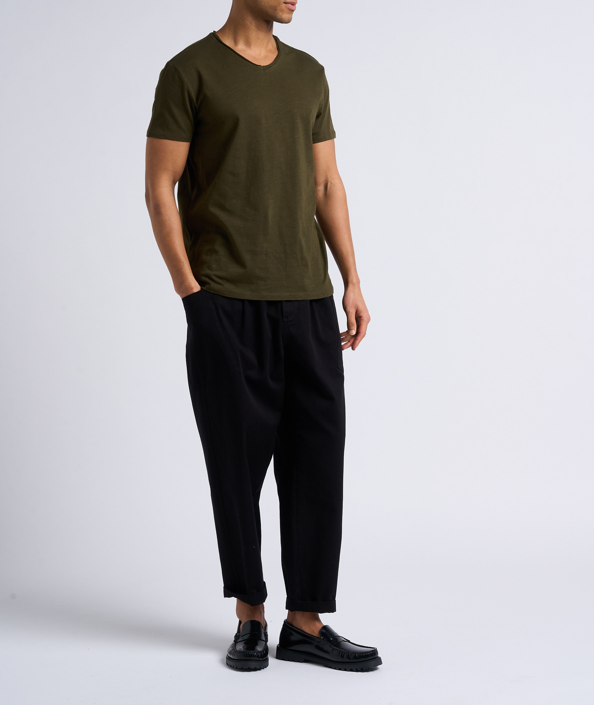 T-Shirt aus Baumwoll-Flammgarn mit V-Ausschnitt, Slim Fit IKKS Khaki